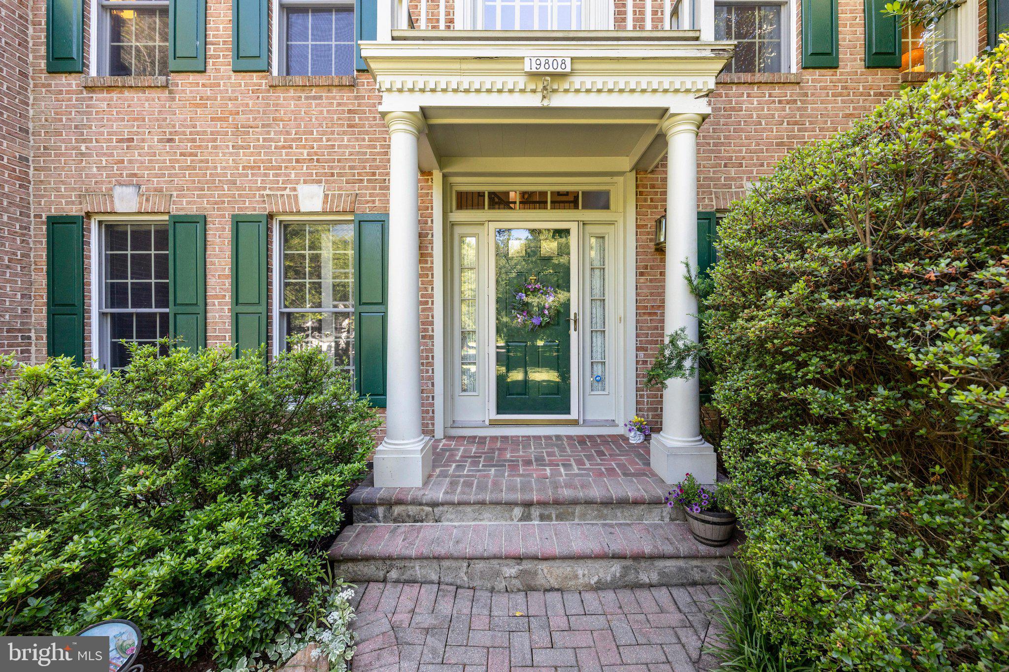 19808 FALLING SPRING COURT