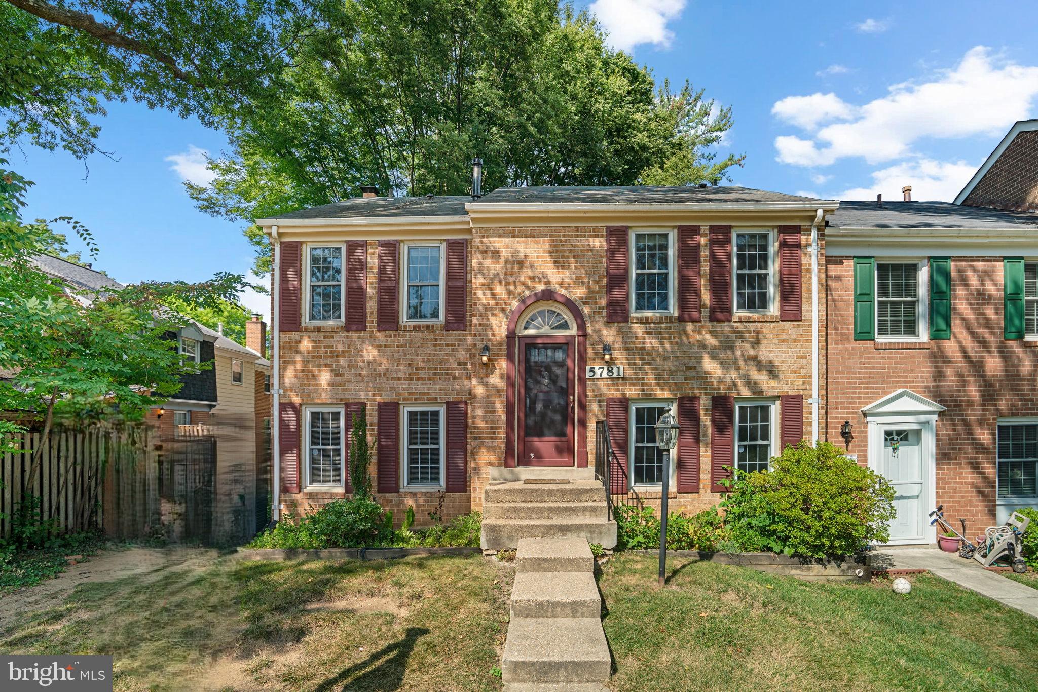 Beautifully maintained split-foyer townhouse in desirable Village of Long Reach, offering 1,704 square feet with 4 bedrooms, 2 full baths, and 1 half bath. Step down from the foyer into a bright and welcoming lower level featuring a spacious living room and a well-appointed eat-in kitchen with upgraded countertops, stainless steel appliances including a gas range, a mosaic tile backsplash, rich cabinetry, and a breakfast bar. The kitchen is completely open to the large family room, featuring an electric fireplace and walk-out access to the backyard. A convenient powder room and laundry room round out this level. Upstairs, find 4 generously sized bedrooms and 2 full baths, including the primary suite with a private bath and double closets, one of which is a walk-in. Outdoors, enjoy a private patio within the fully fenced yard, and a charming stepping stone path that leads to the front. The community offers scenic paths, perfect for leisurely strolls or connecting with nature.