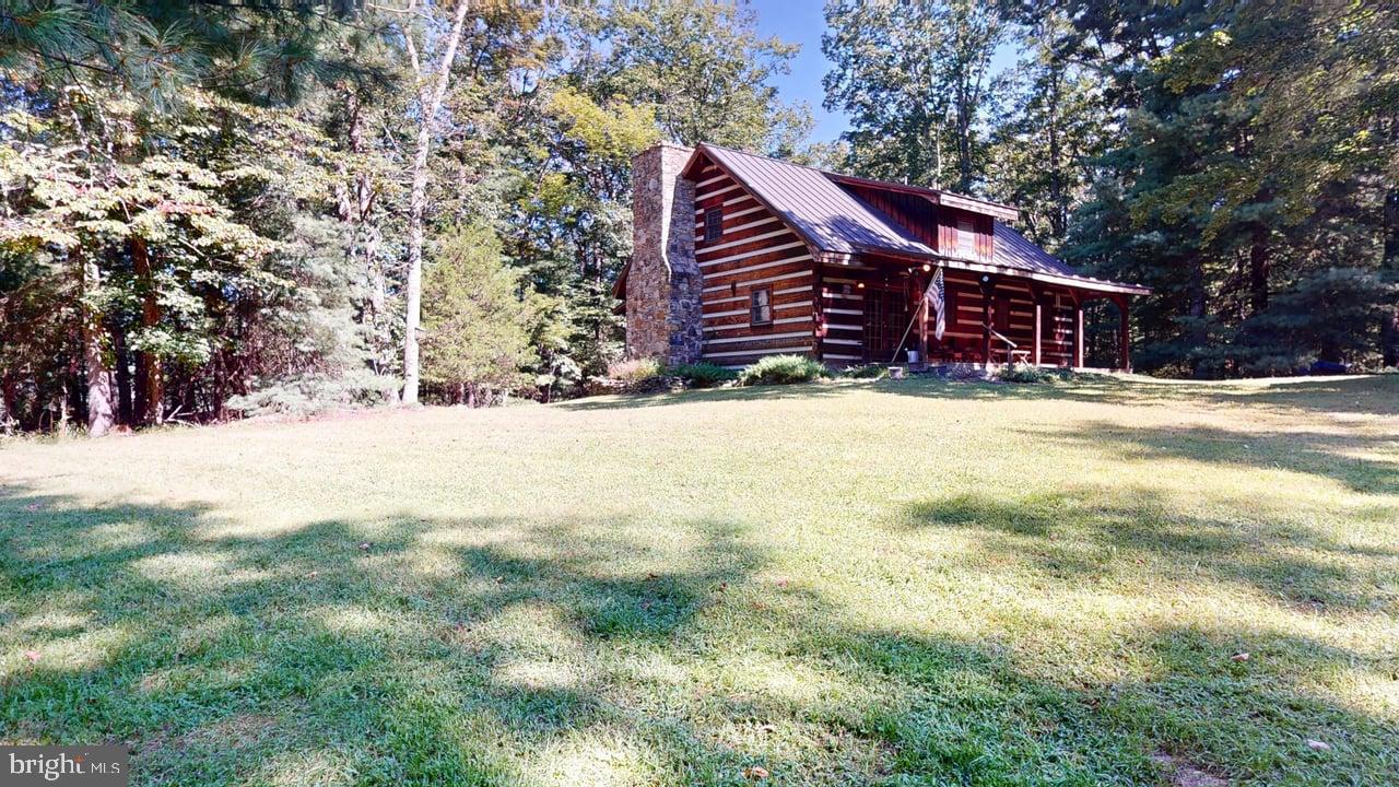 PARKS HOLLOW - Residential