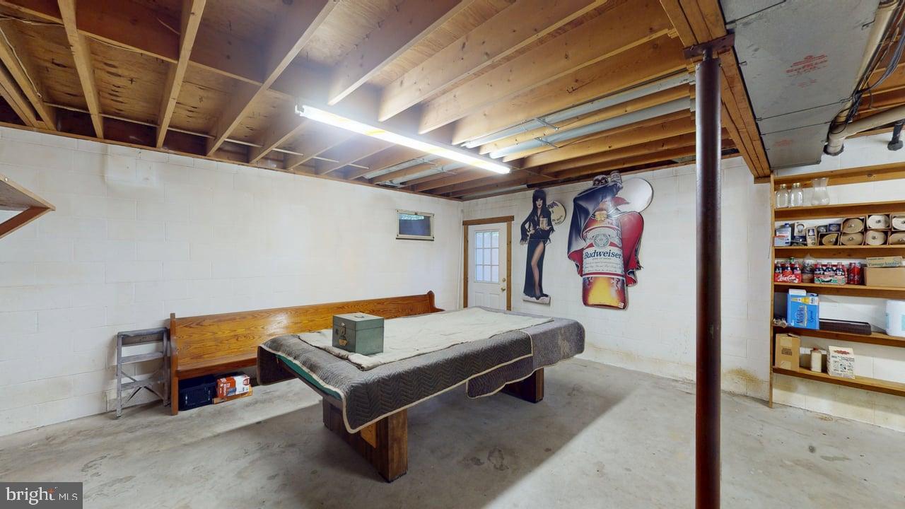 PARKS HOLLOW - Residential