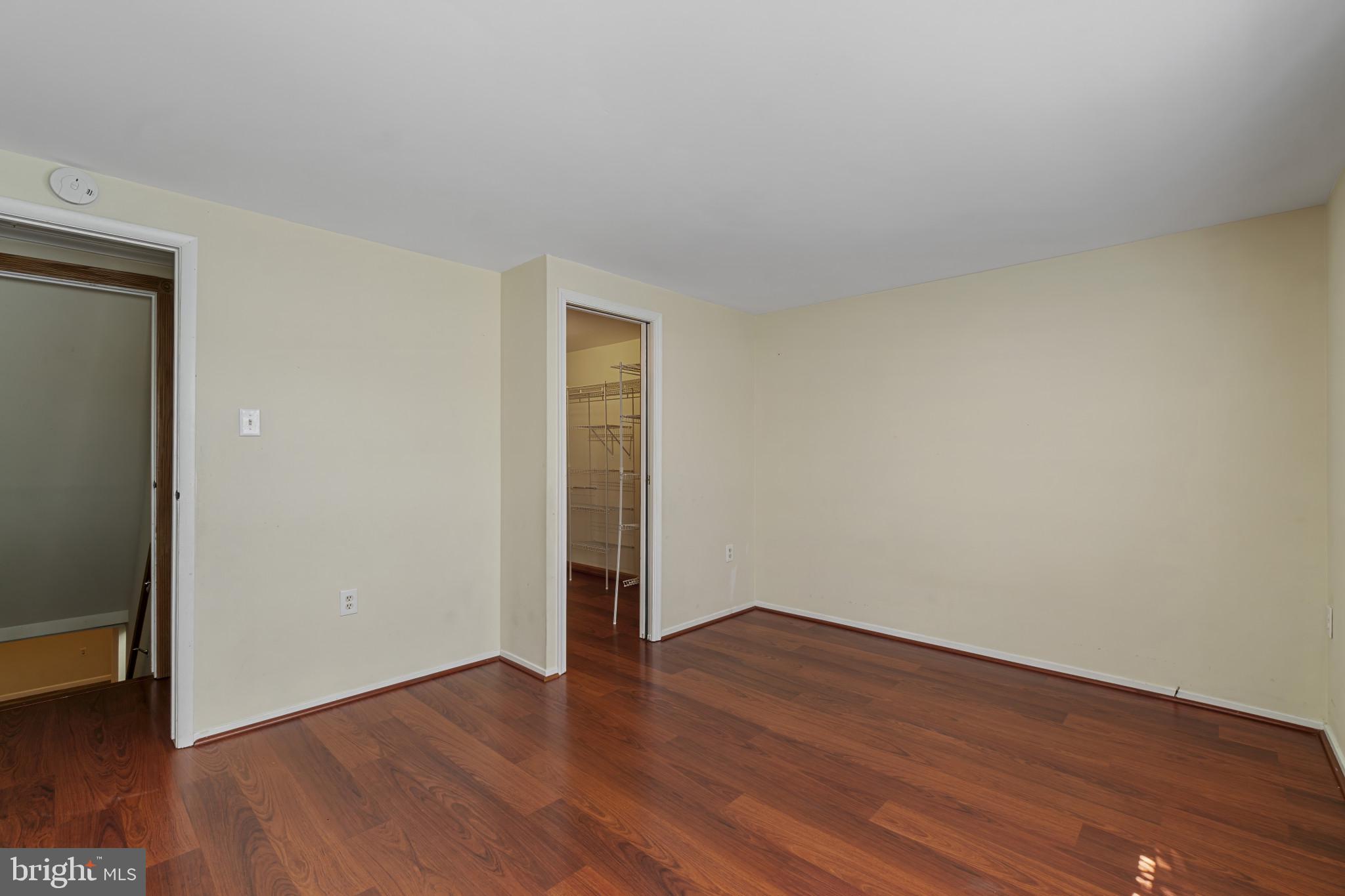 WOODSIDE SQUARE - Residential