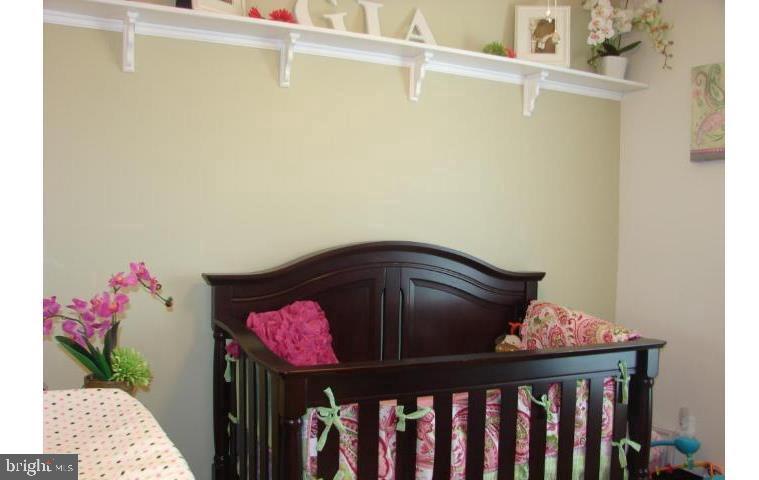 VILLAGE TOWNS - Residential