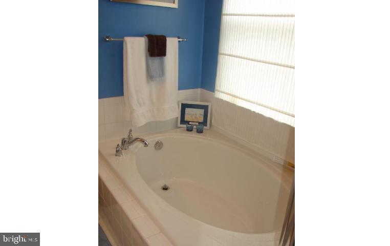 VILLAGE TOWNS - Residential