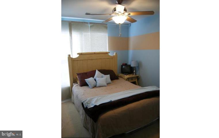 VILLAGE TOWNS - Residential