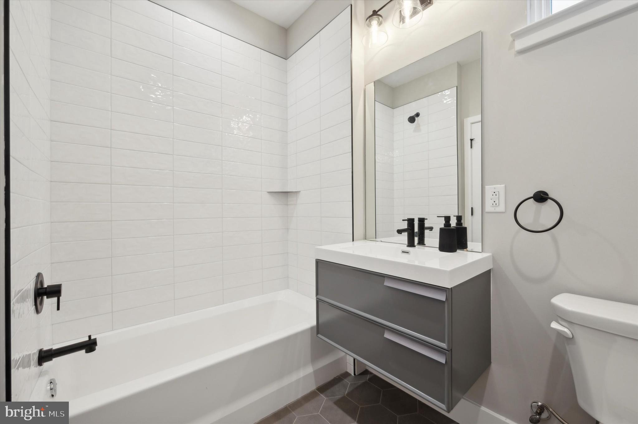 WEST POPLAR - Residential