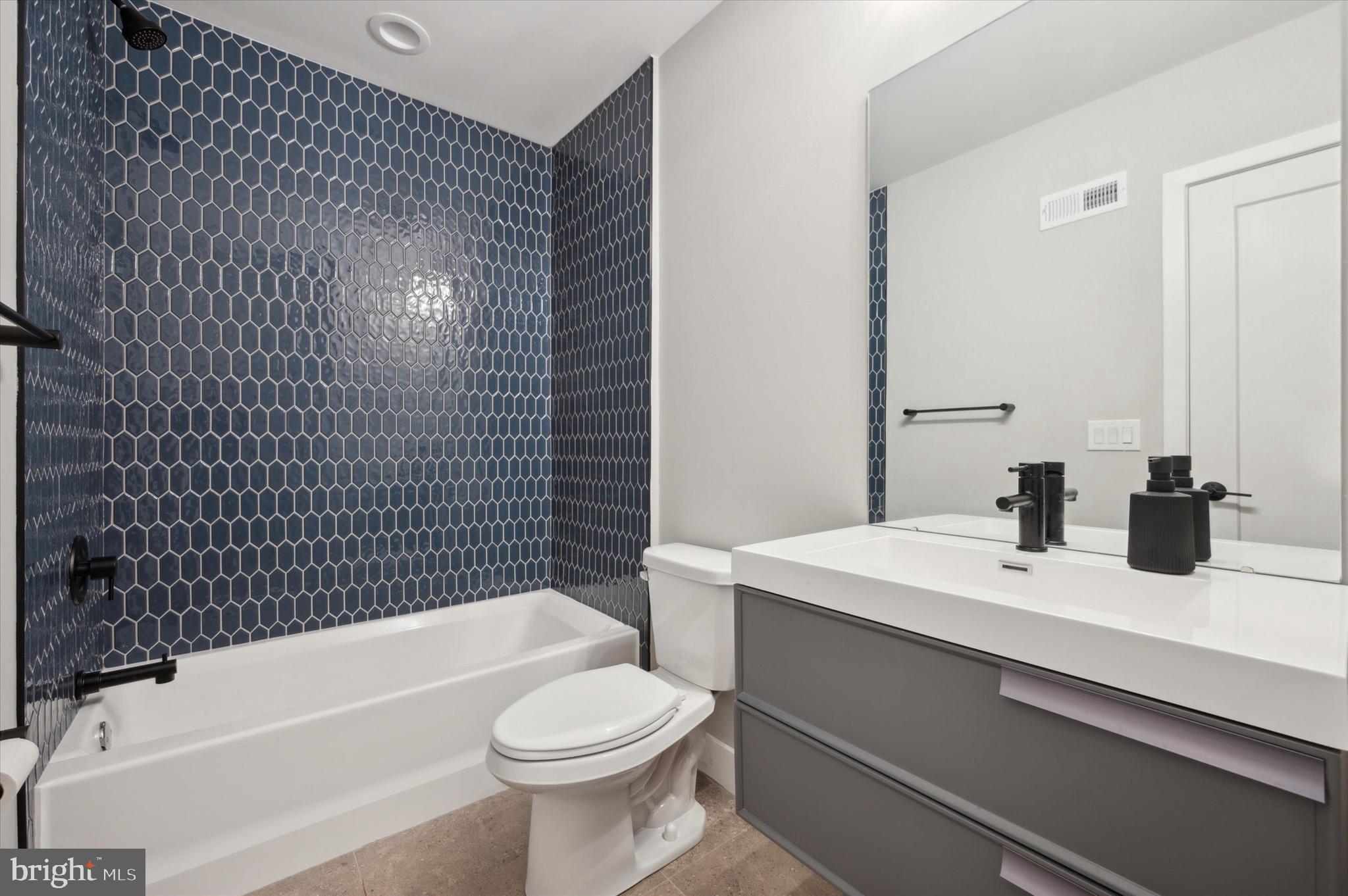 WEST POPLAR - Residential