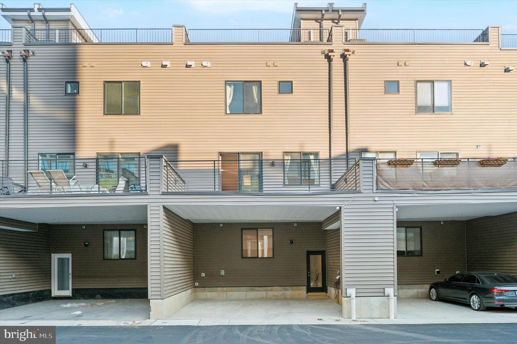 WEST POPLAR - Residential