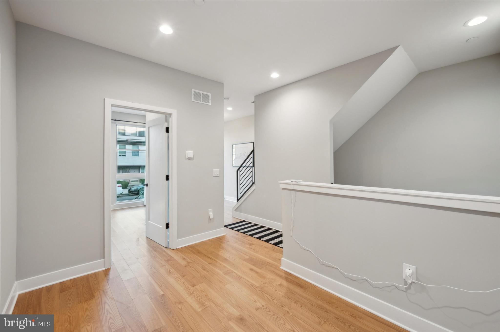 WEST POPLAR - Residential