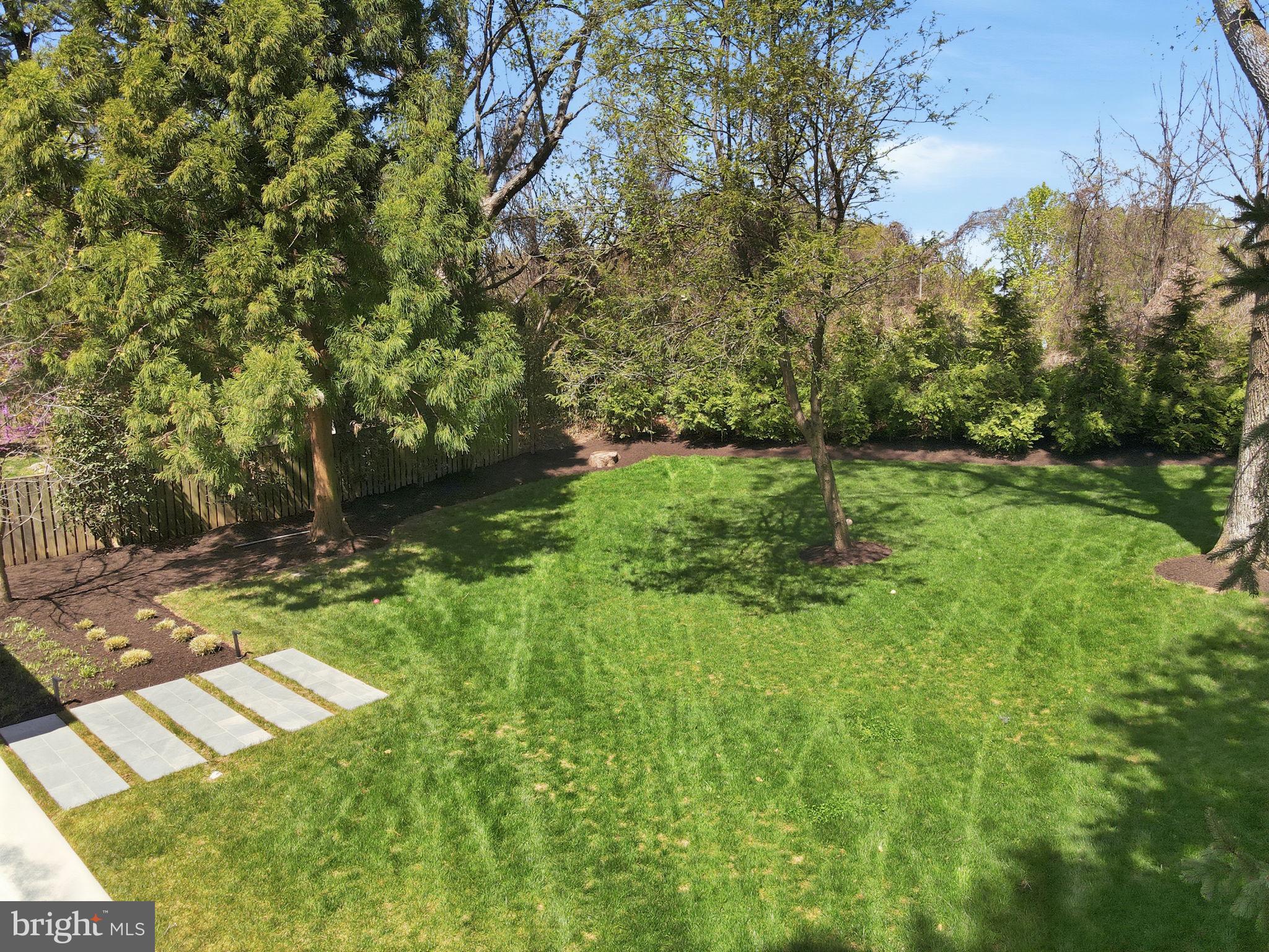 CLEARVIEW MANOR - Residential