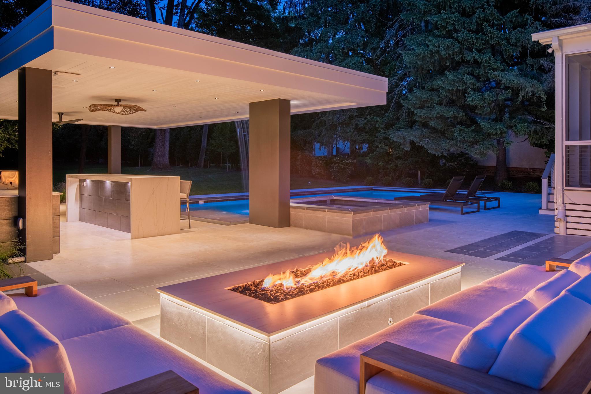 CLEARVIEW MANOR - Residential