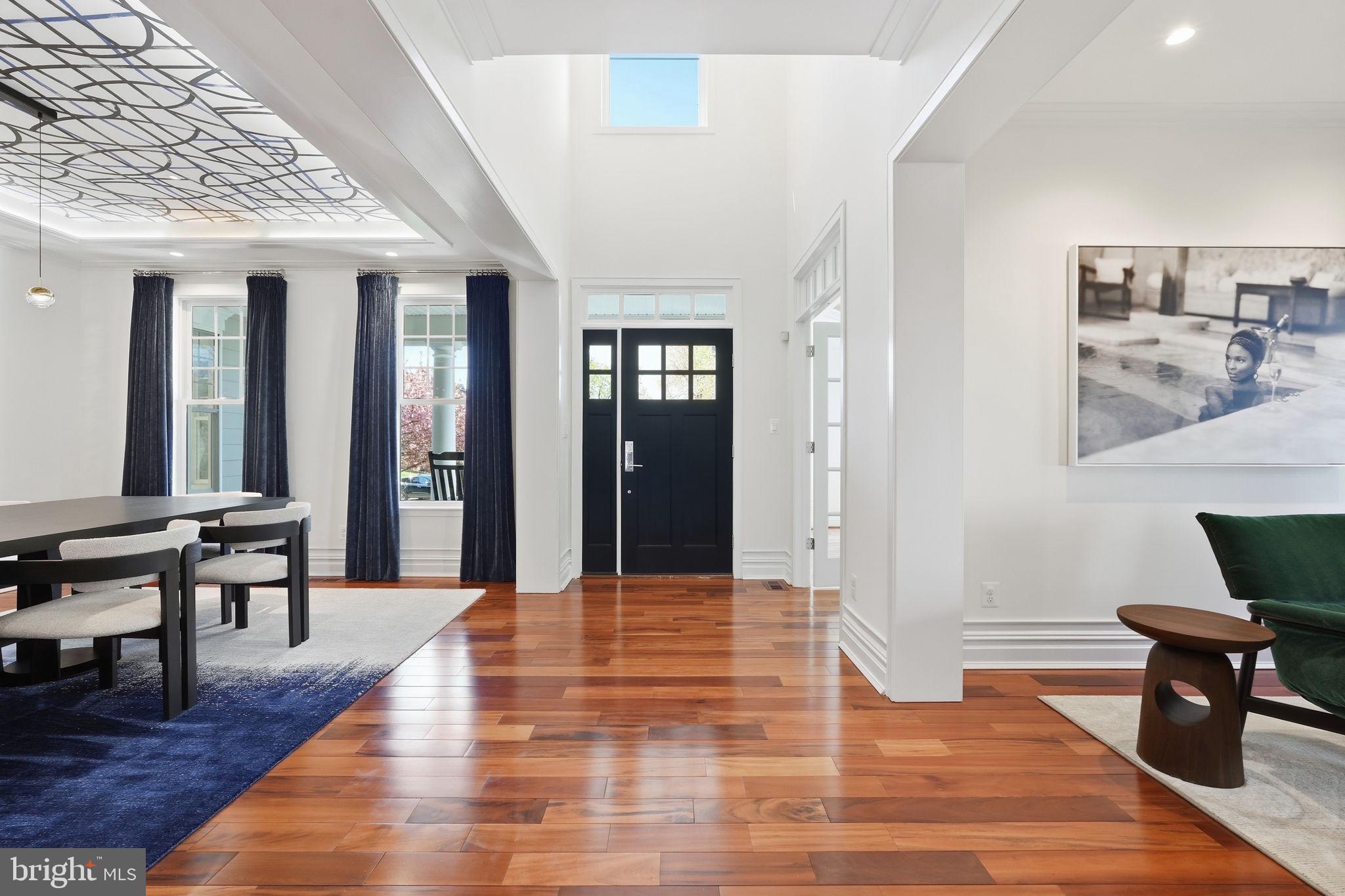 CLEARVIEW MANOR - Residential