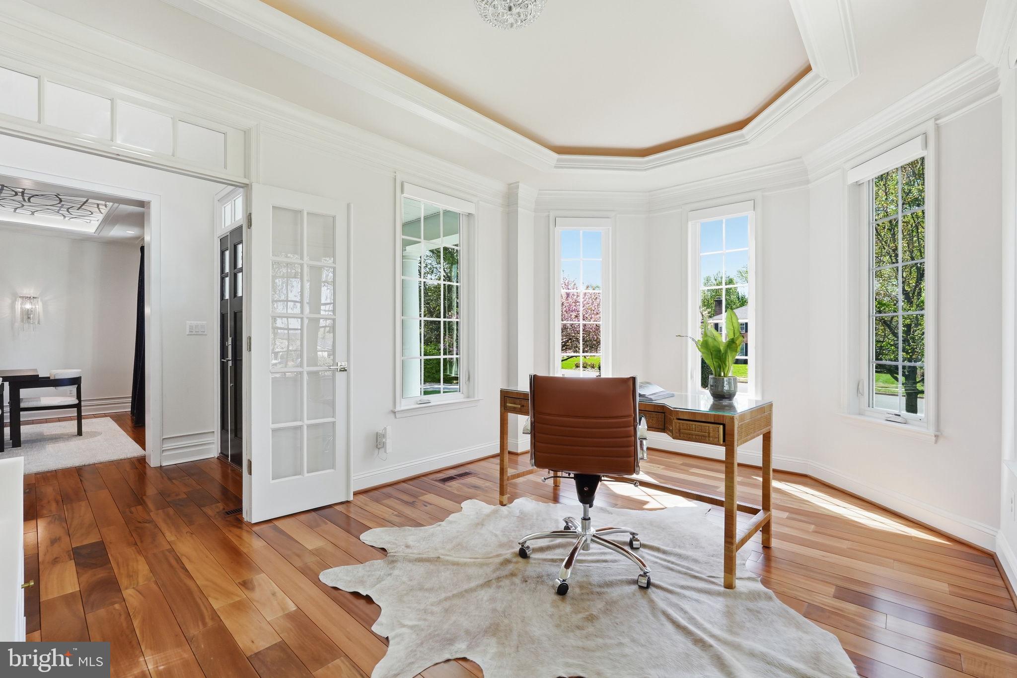 CLEARVIEW MANOR - Residential