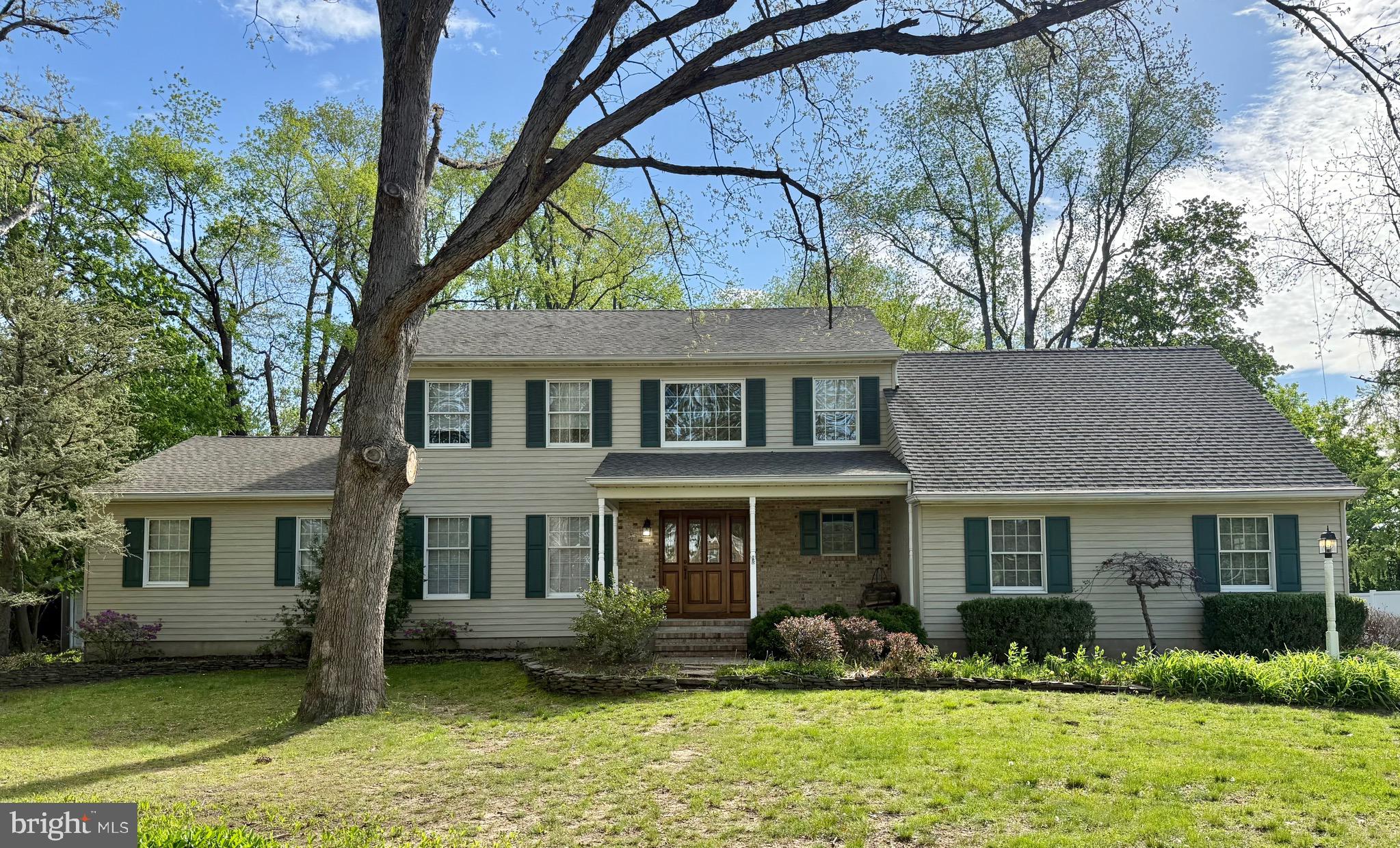 924 HUGHES DRIVE