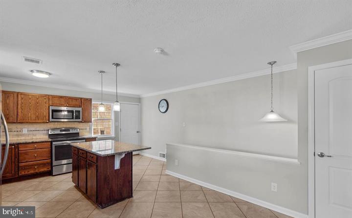 BRUNSWICK - Residential Lease