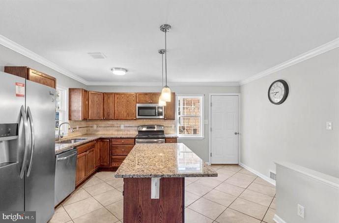 BRUNSWICK - Residential Lease