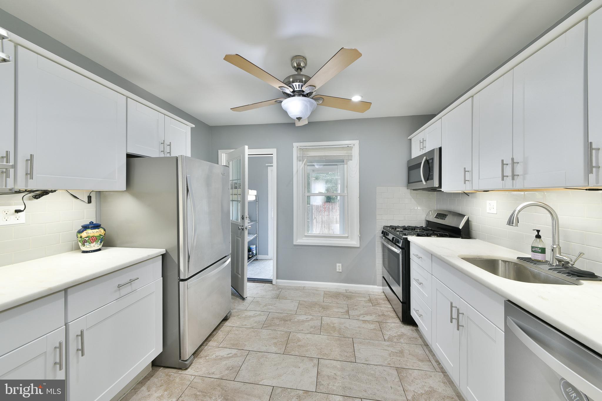 PORT RICHMOND - Residential