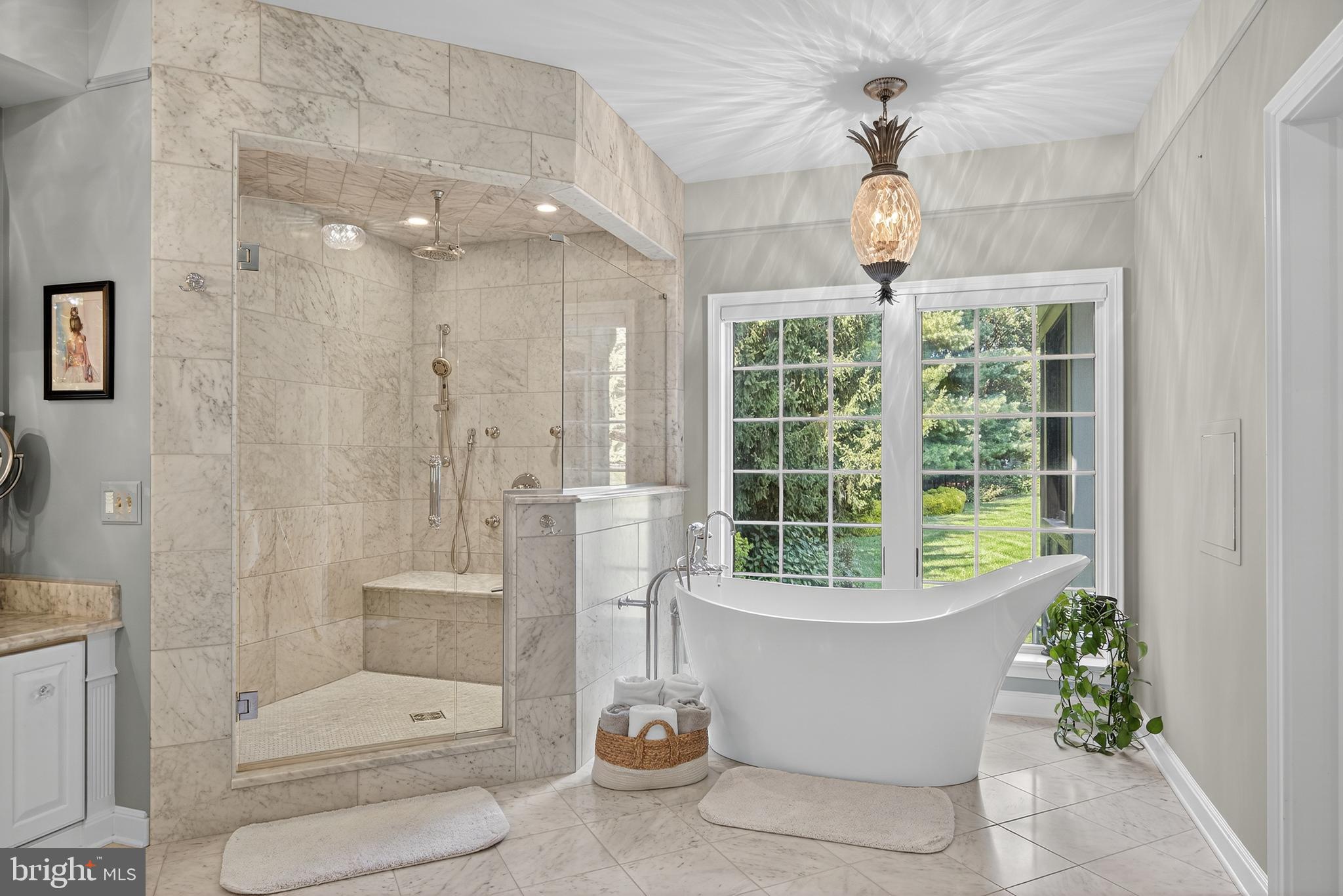 STONEHENGE - Residential