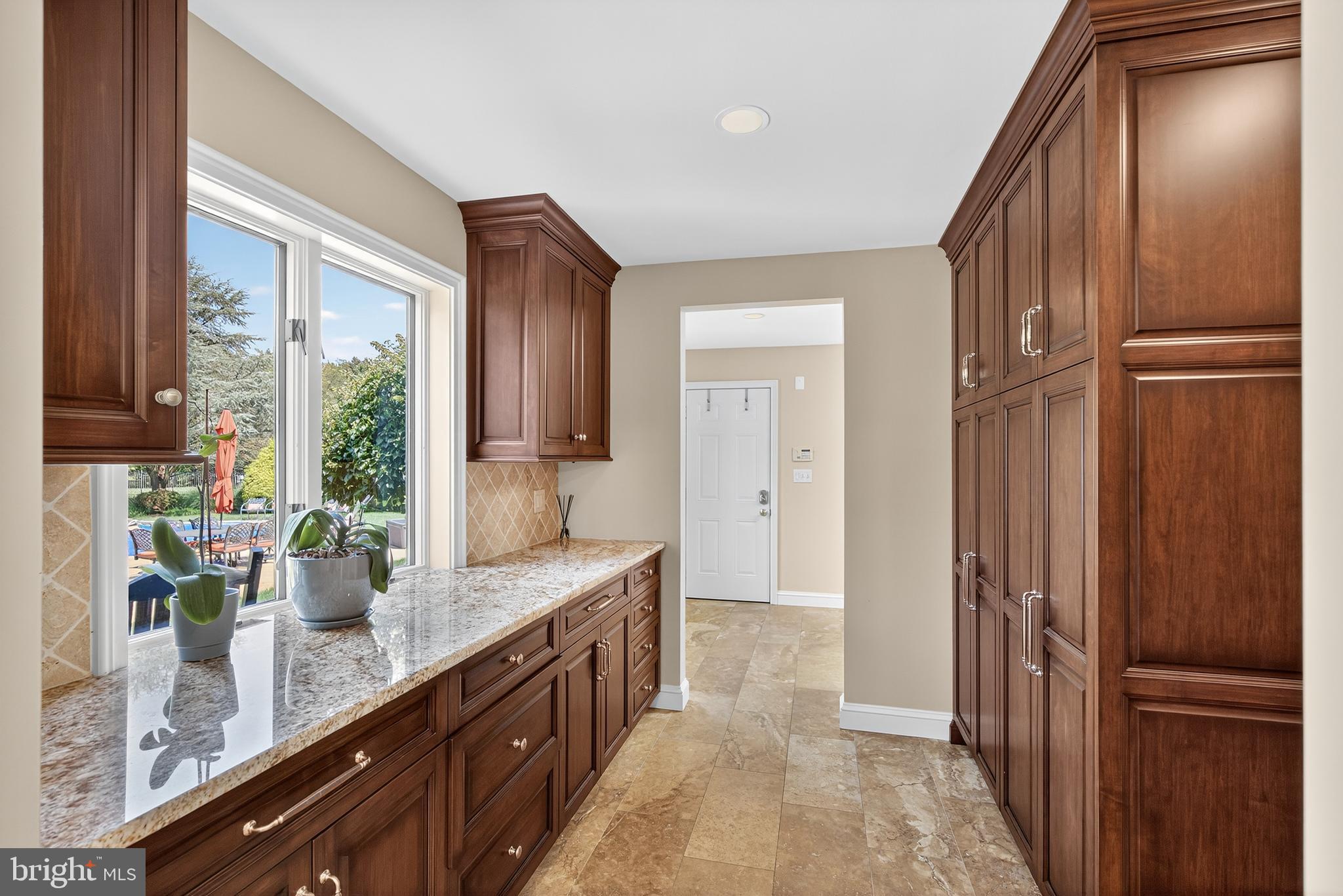 STONEHENGE - Residential