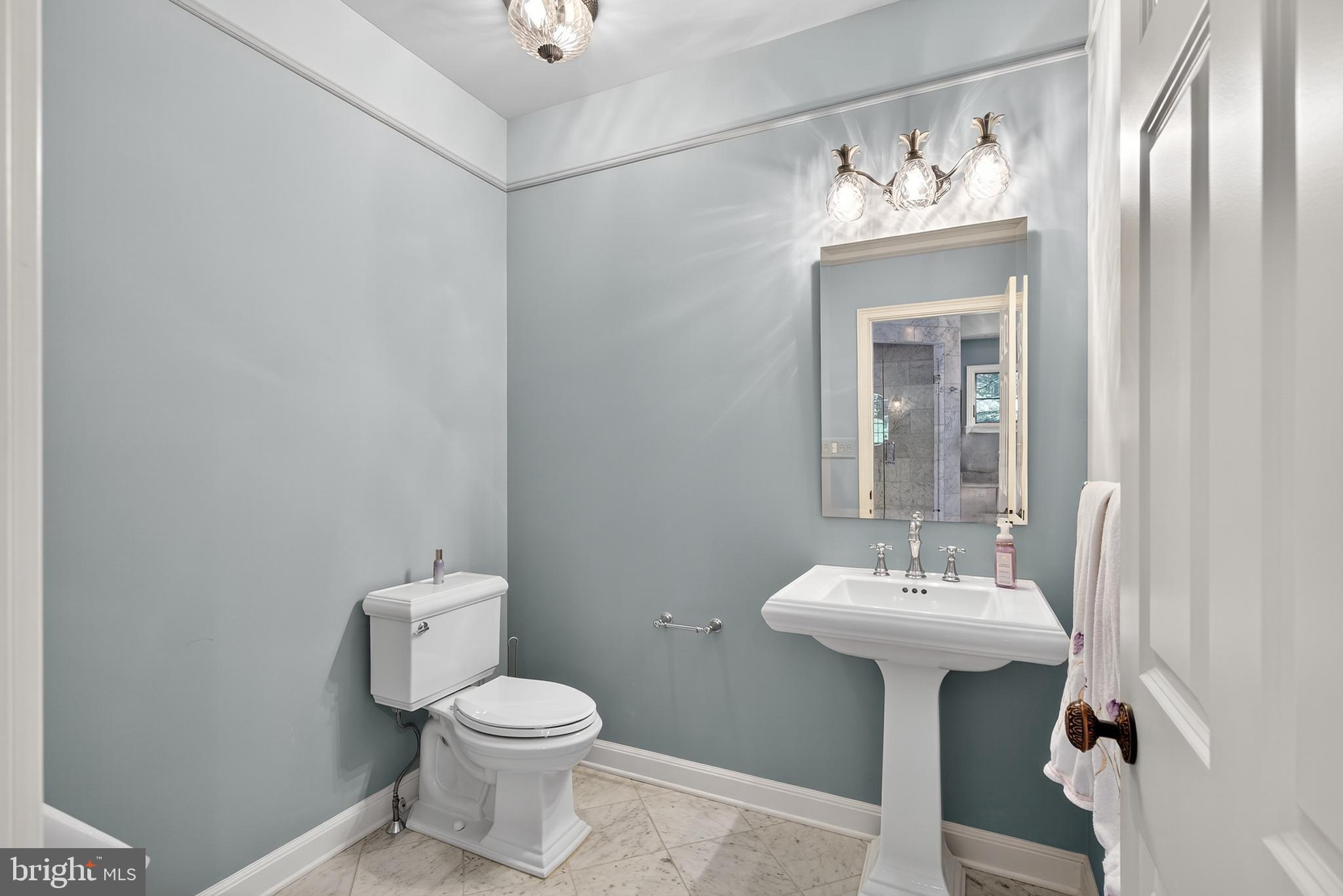 STONEHENGE - Residential