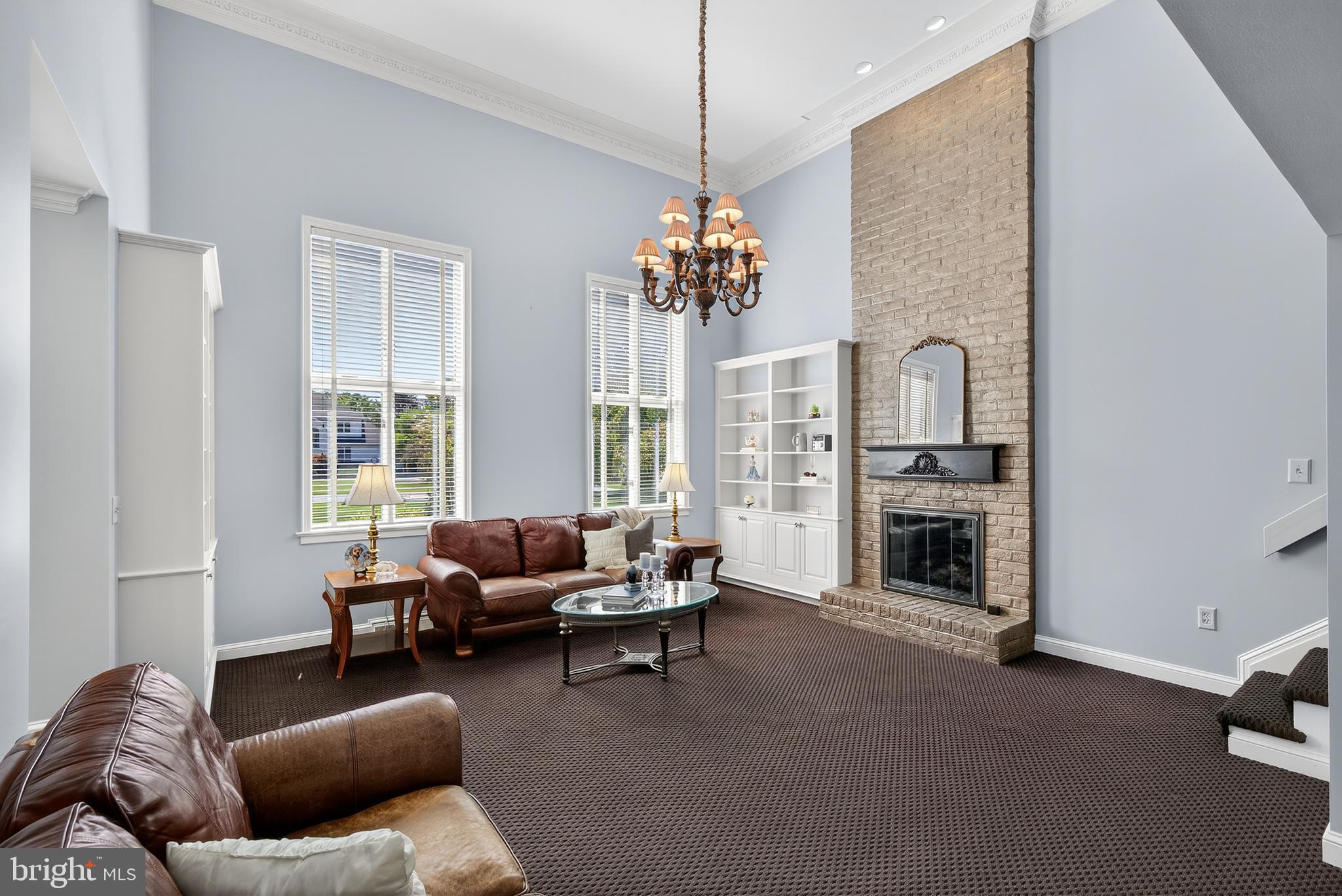 STONEHENGE - Residential