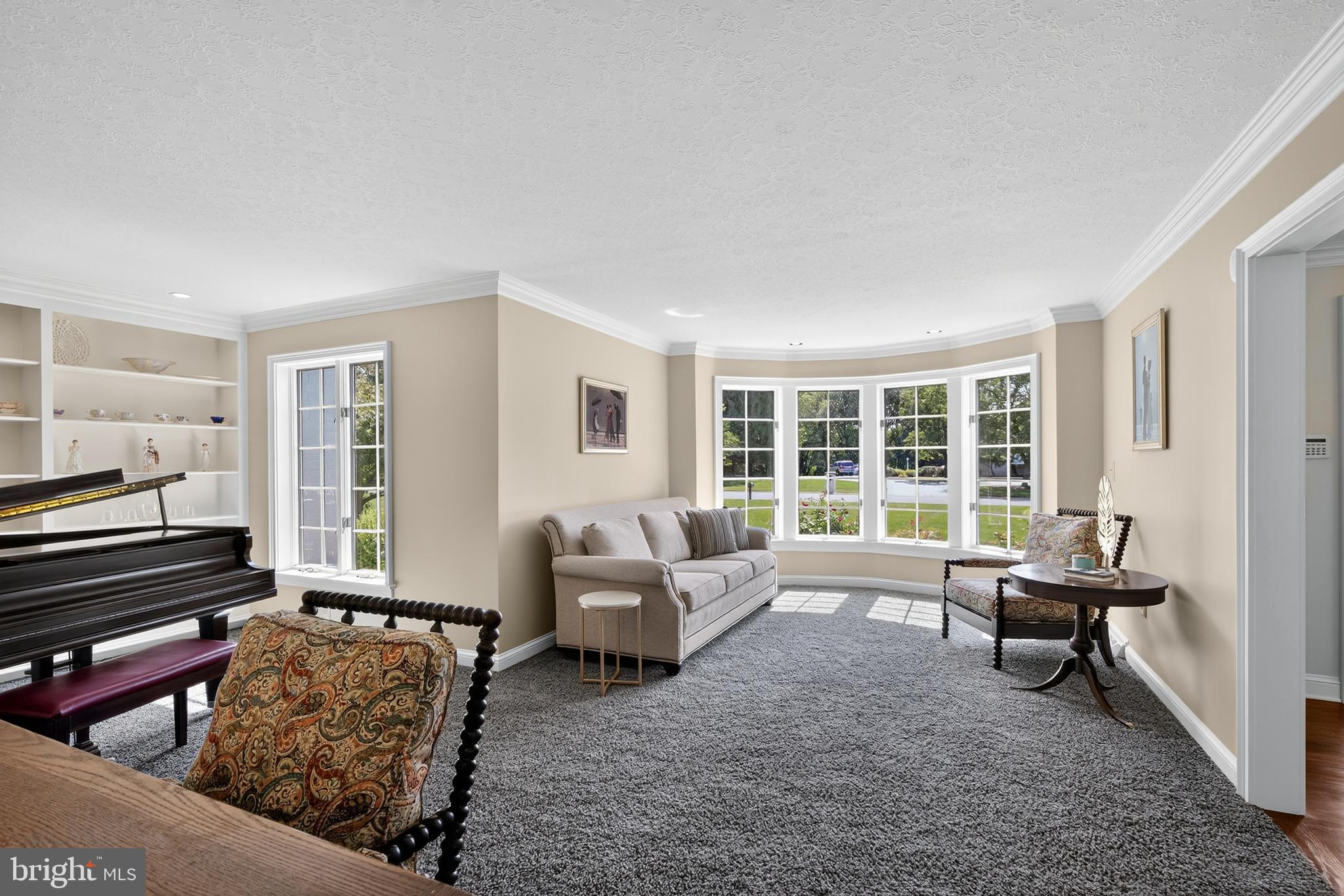 STONEHENGE - Residential