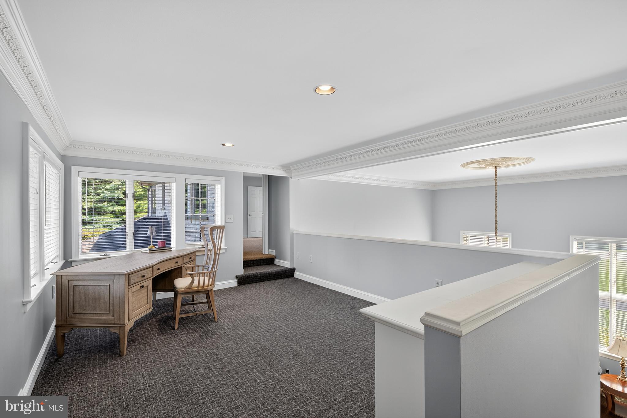 STONEHENGE - Residential