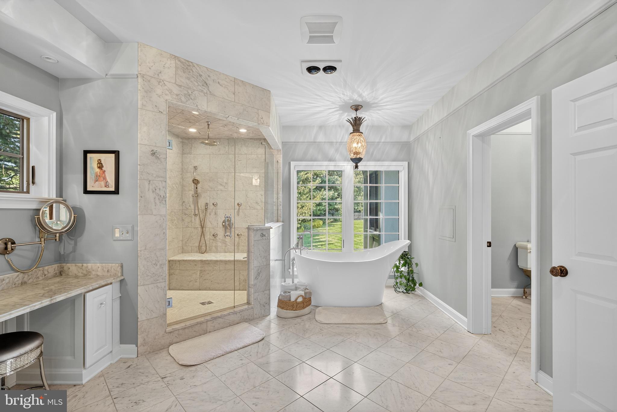 STONEHENGE - Residential