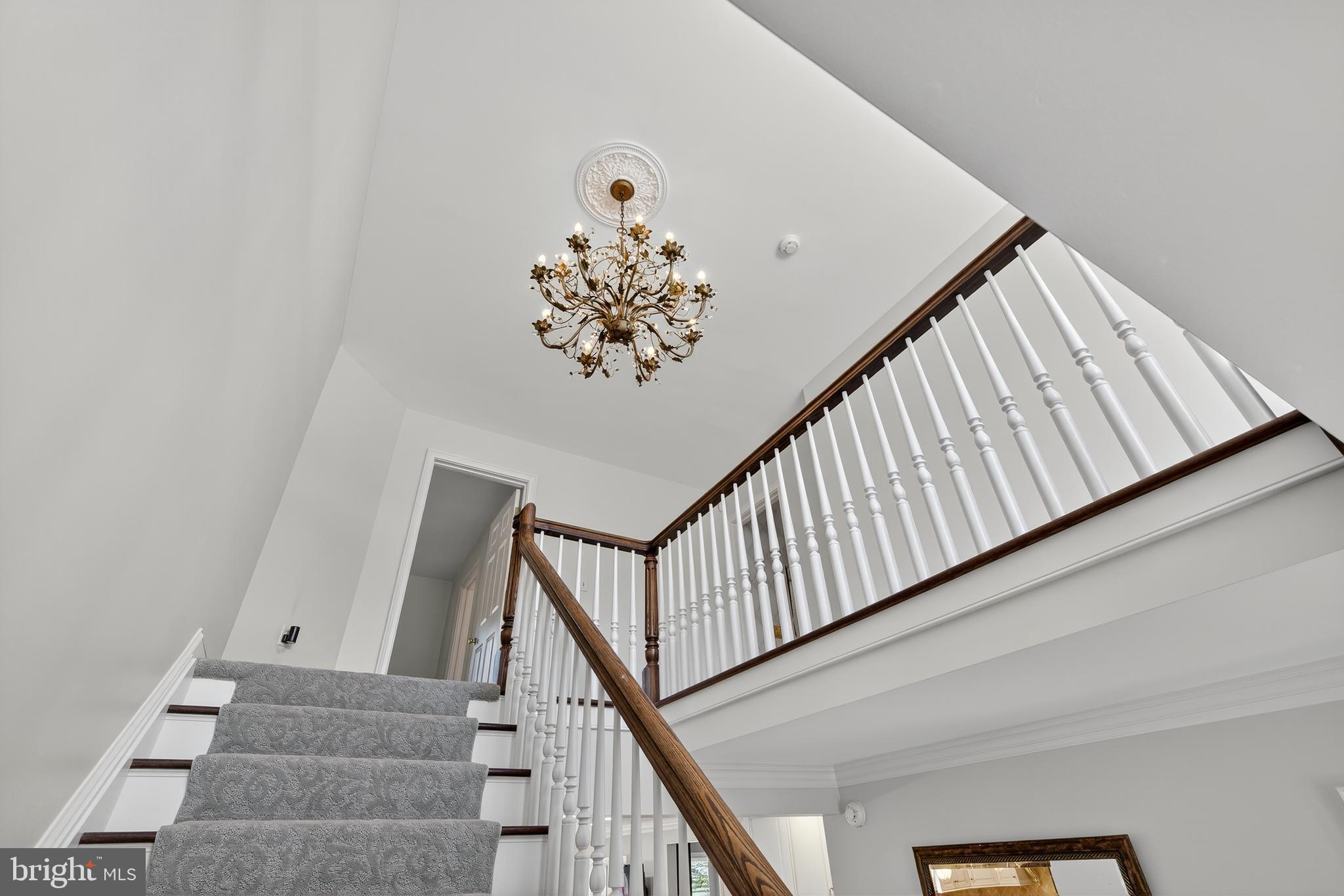 STONEHENGE - Residential