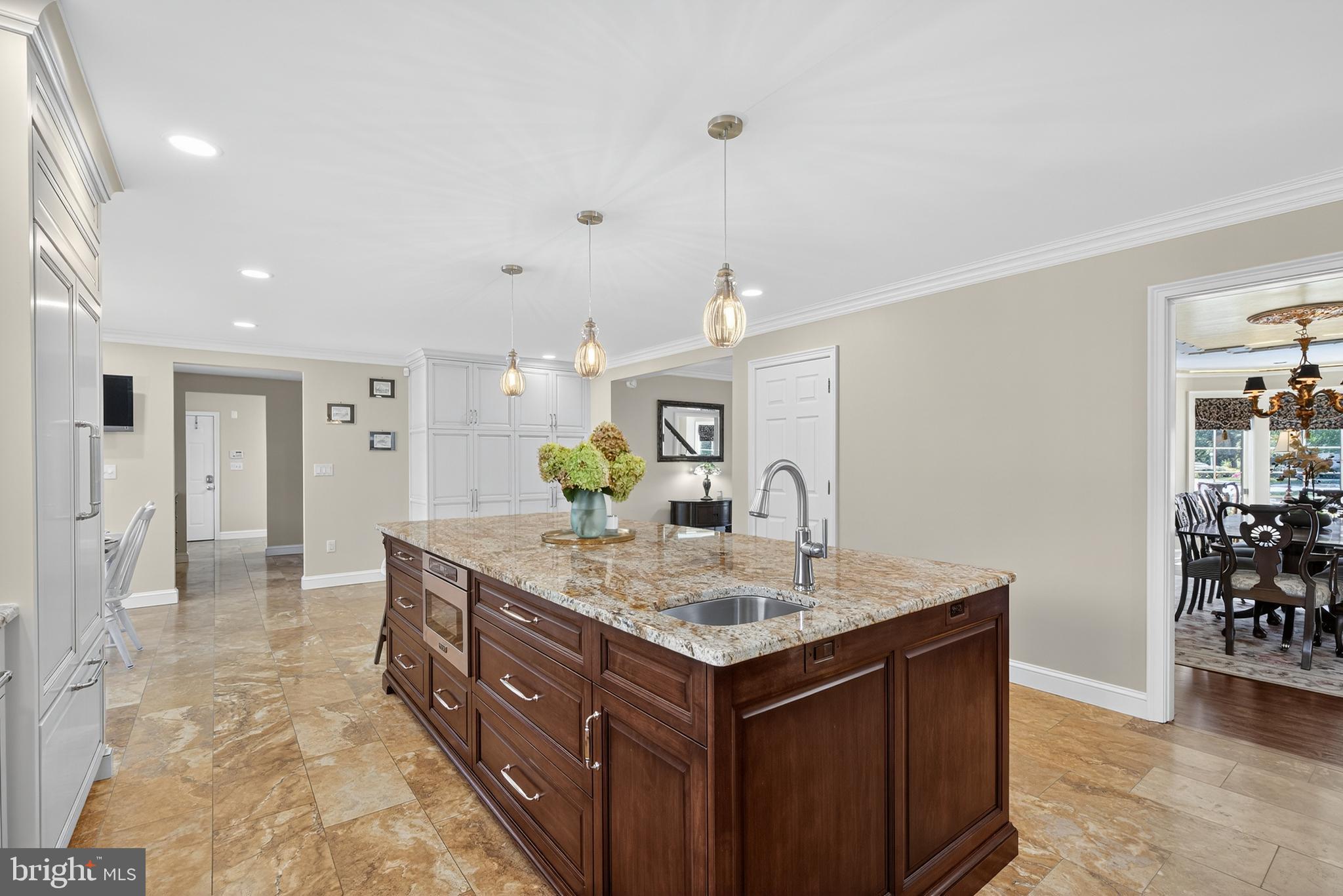 STONEHENGE - Residential