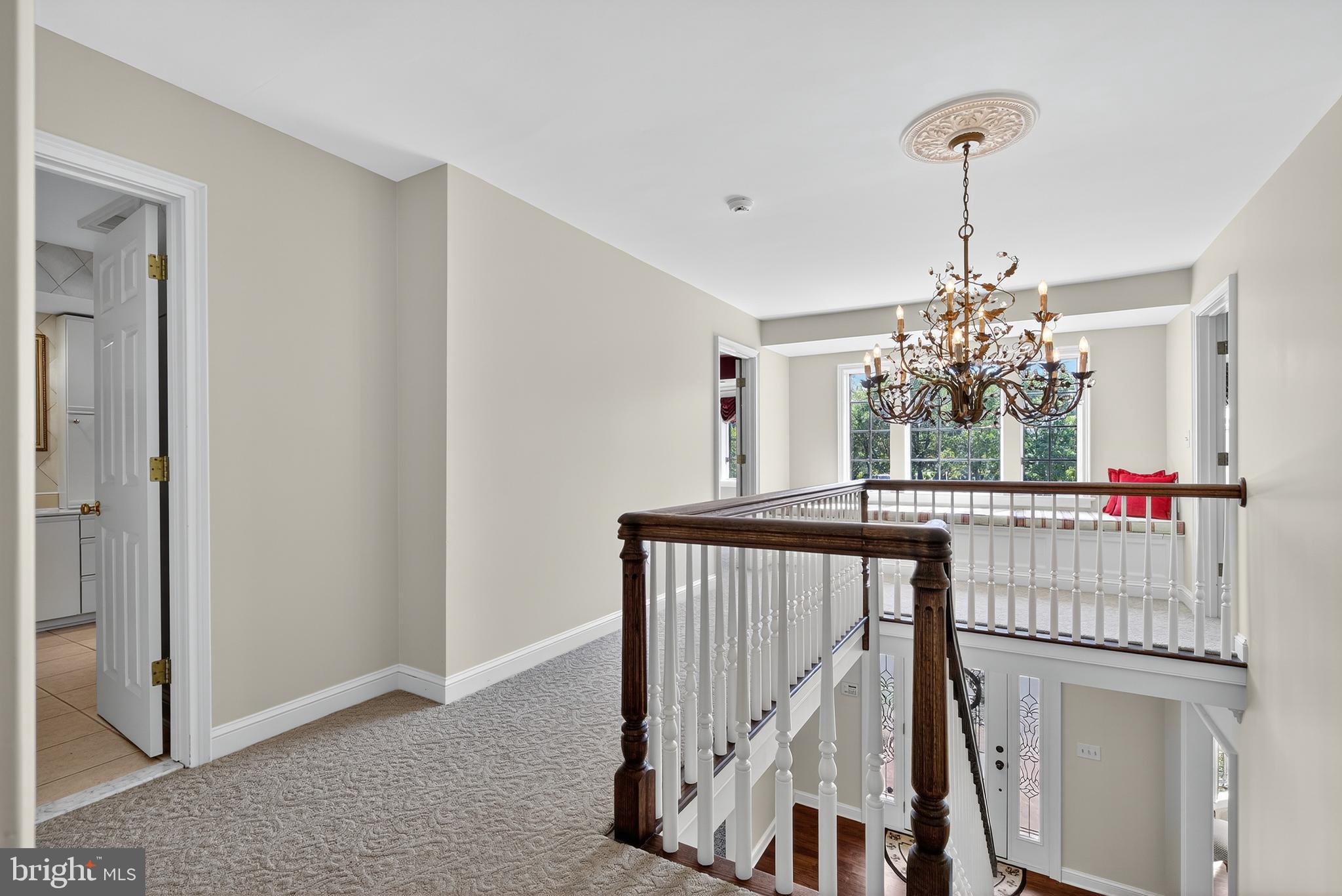 STONEHENGE - Residential