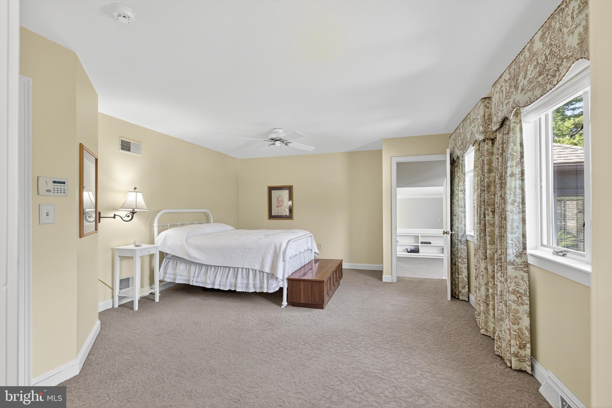 STONEHENGE - Residential