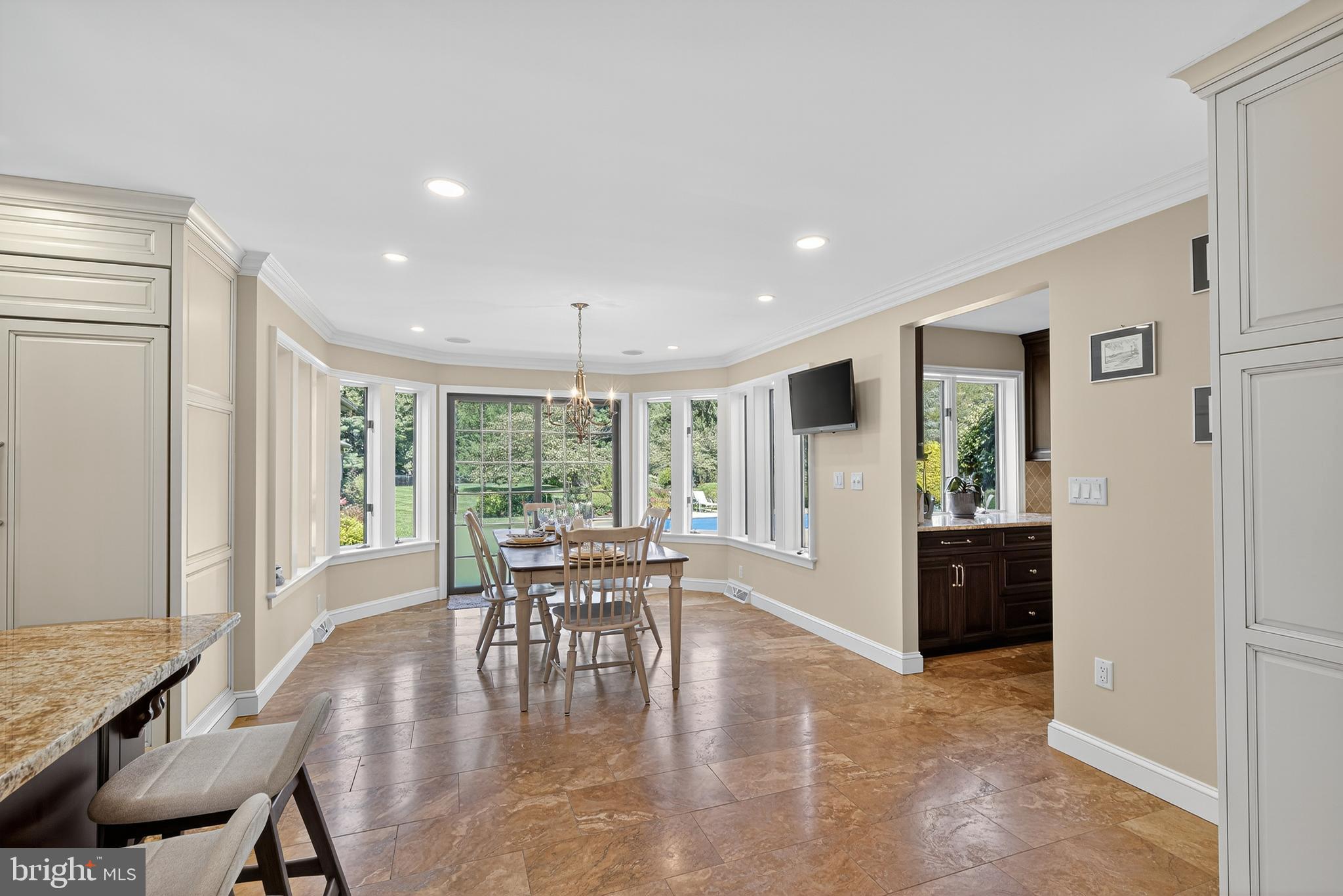 STONEHENGE - Residential