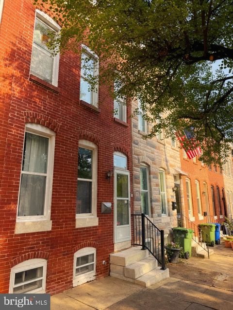 Townhouse For Sale - 2945 Keswick Road<br/> Baltimore City County, BALTIMORE, MD 21211
