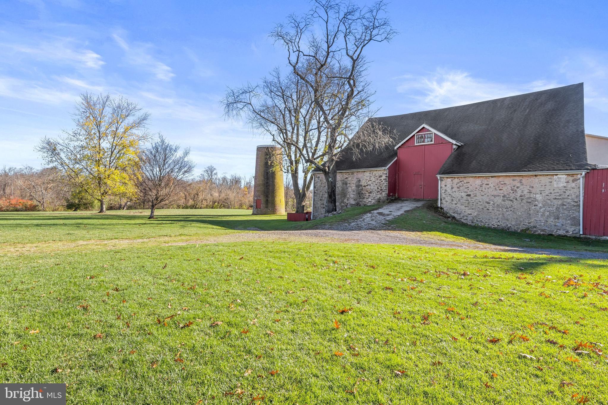 IRONSTONE AT BLUE BELL - Residential