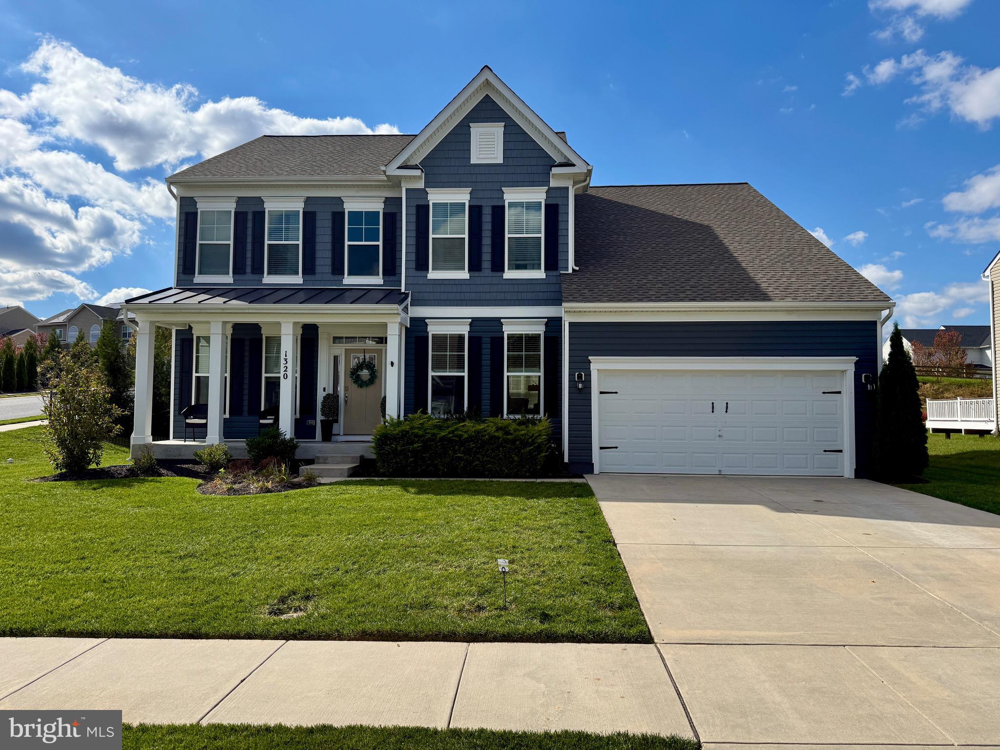 SOMERSET HILL - Residential