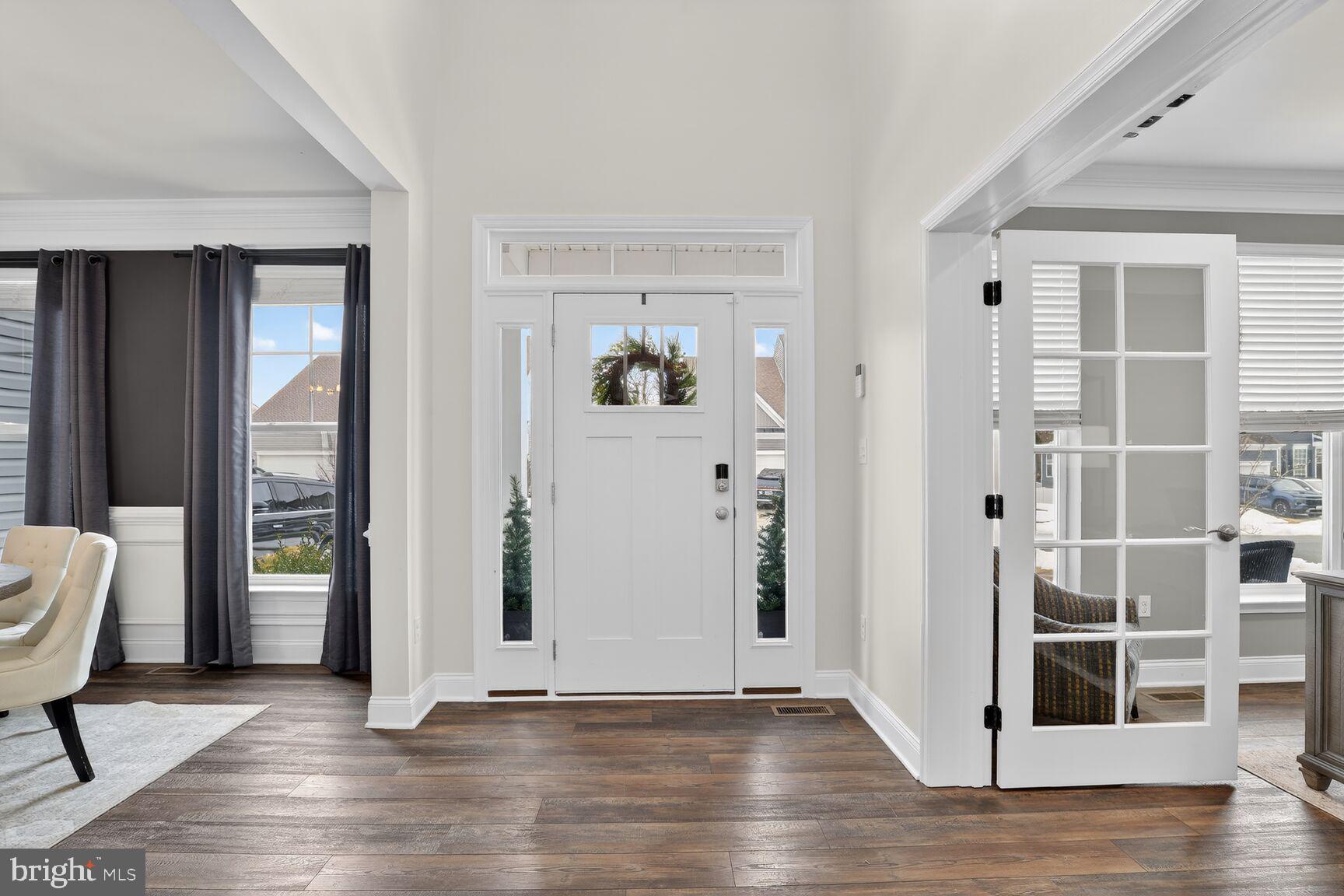 SOMERSET HILL - Residential