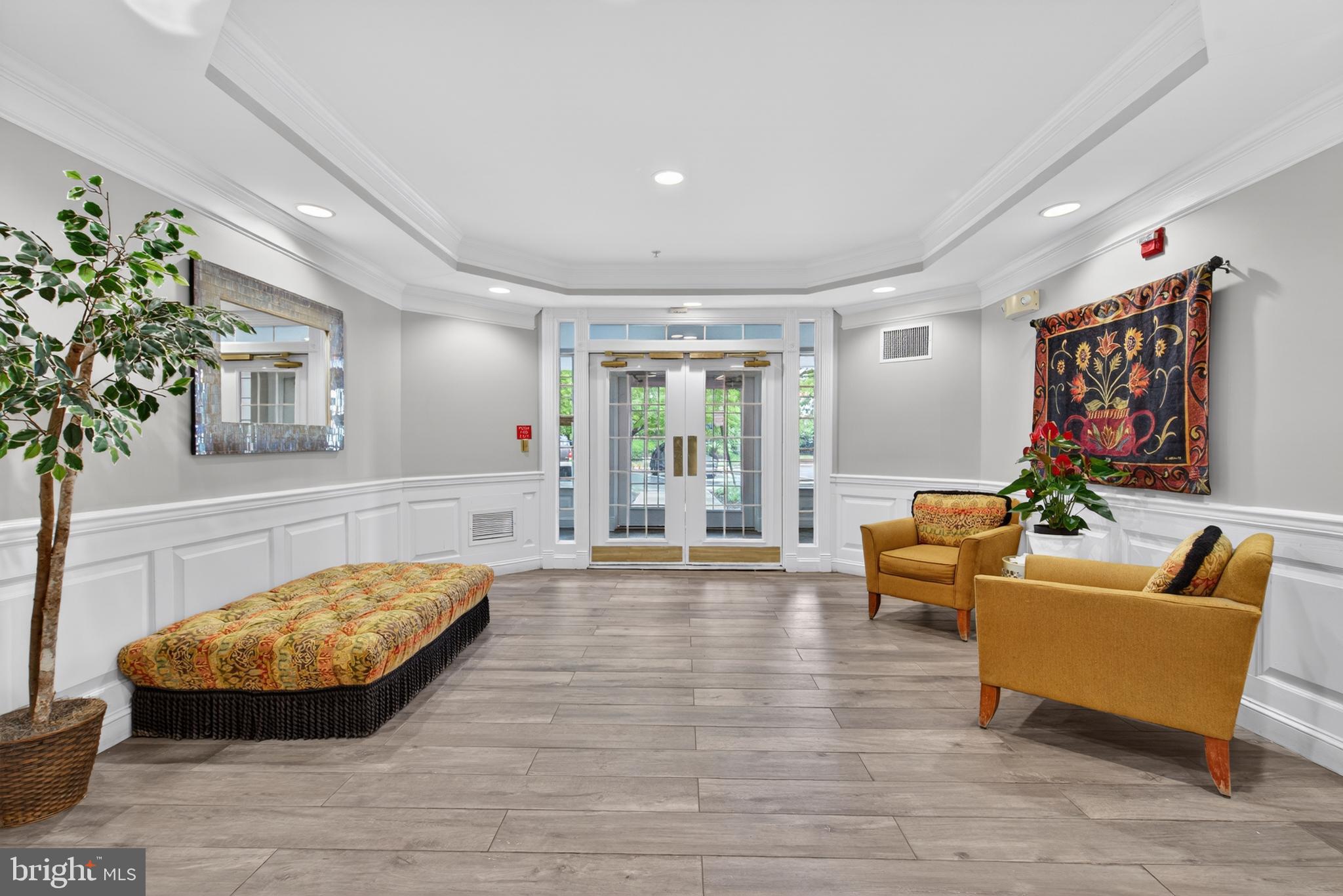 WESTBRIAR CONDOMINIUMS - Residential