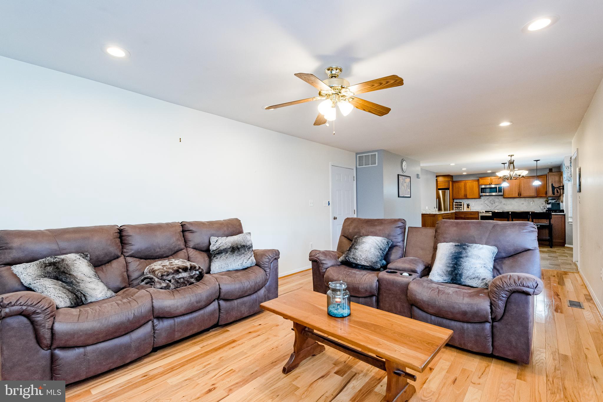 SELBY ON THE BAY - Residential