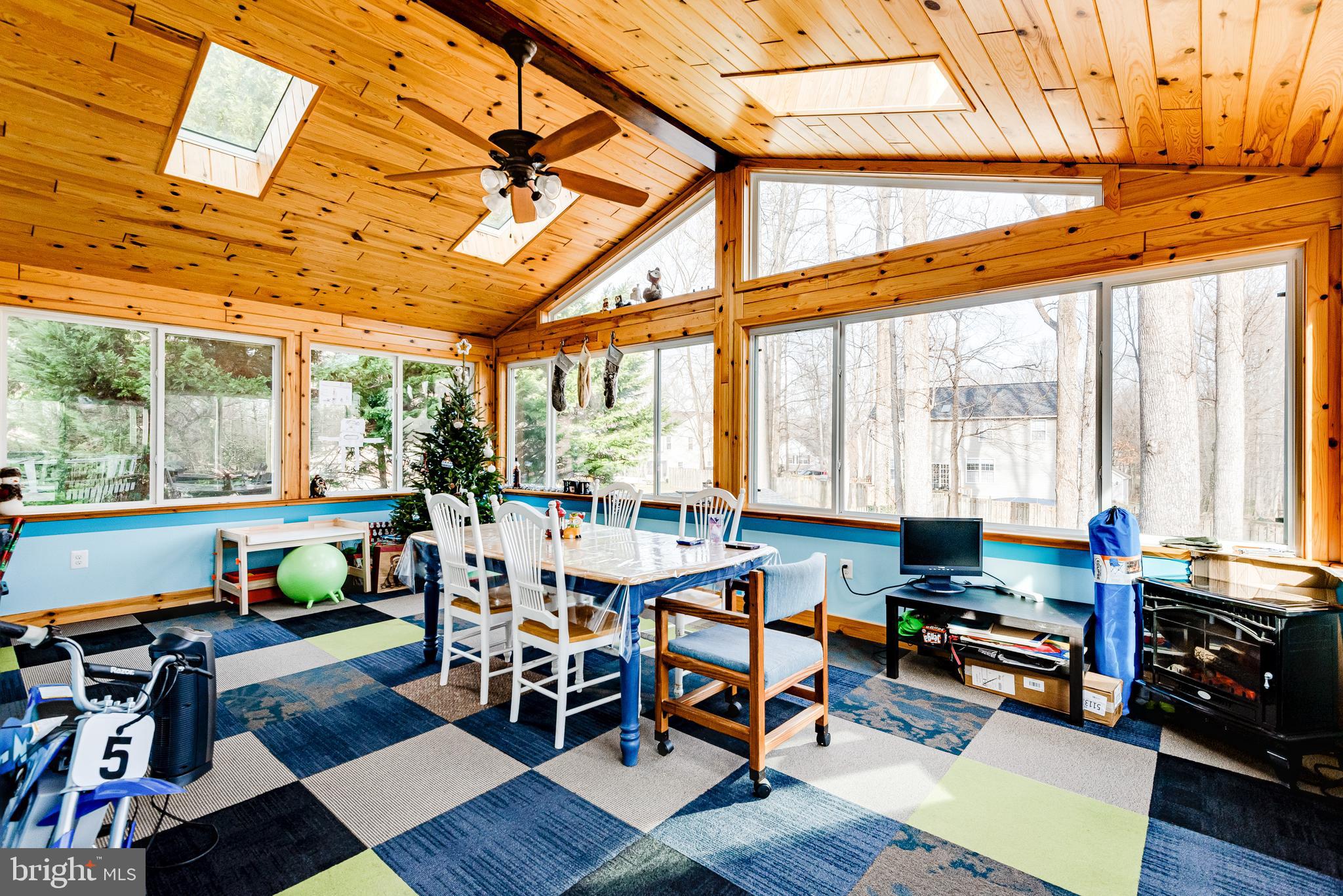 SELBY ON THE BAY - Residential