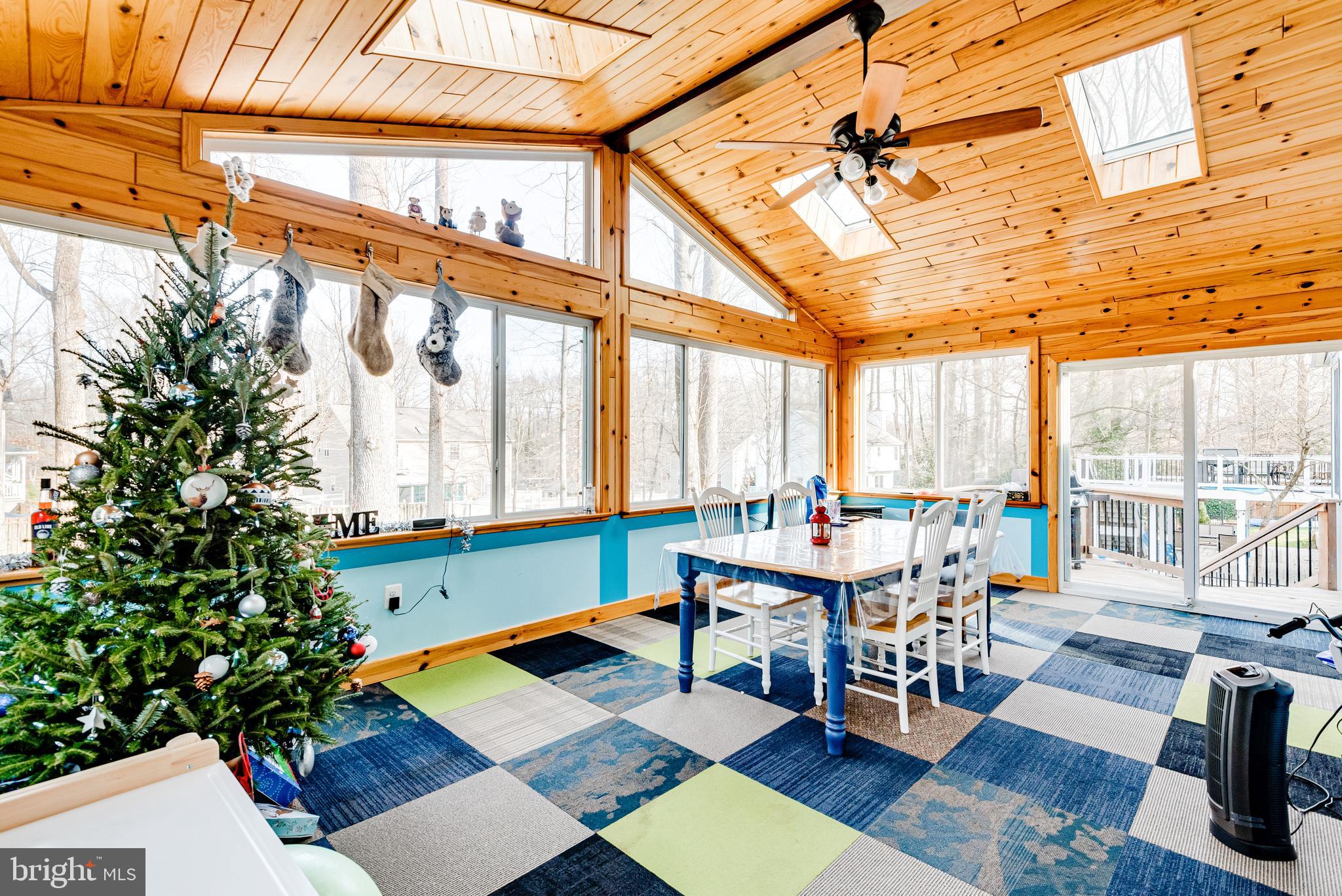 SELBY ON THE BAY - Residential