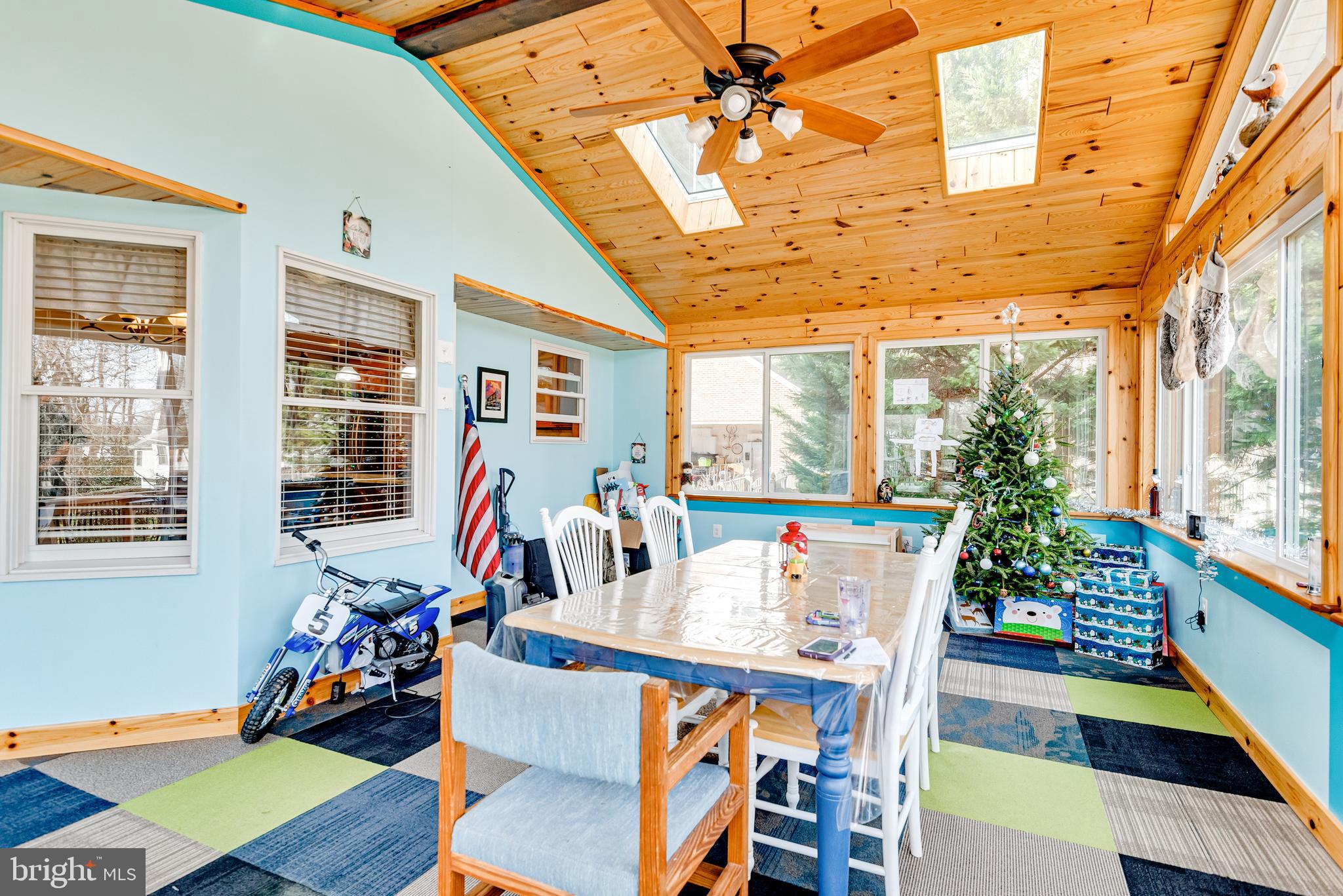 SELBY ON THE BAY - Residential