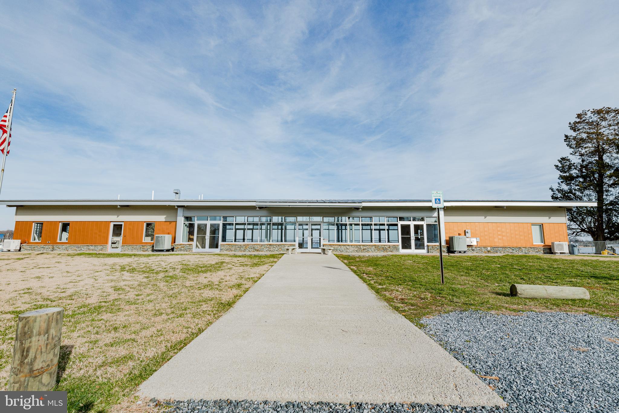 SELBY ON THE BAY - Residential