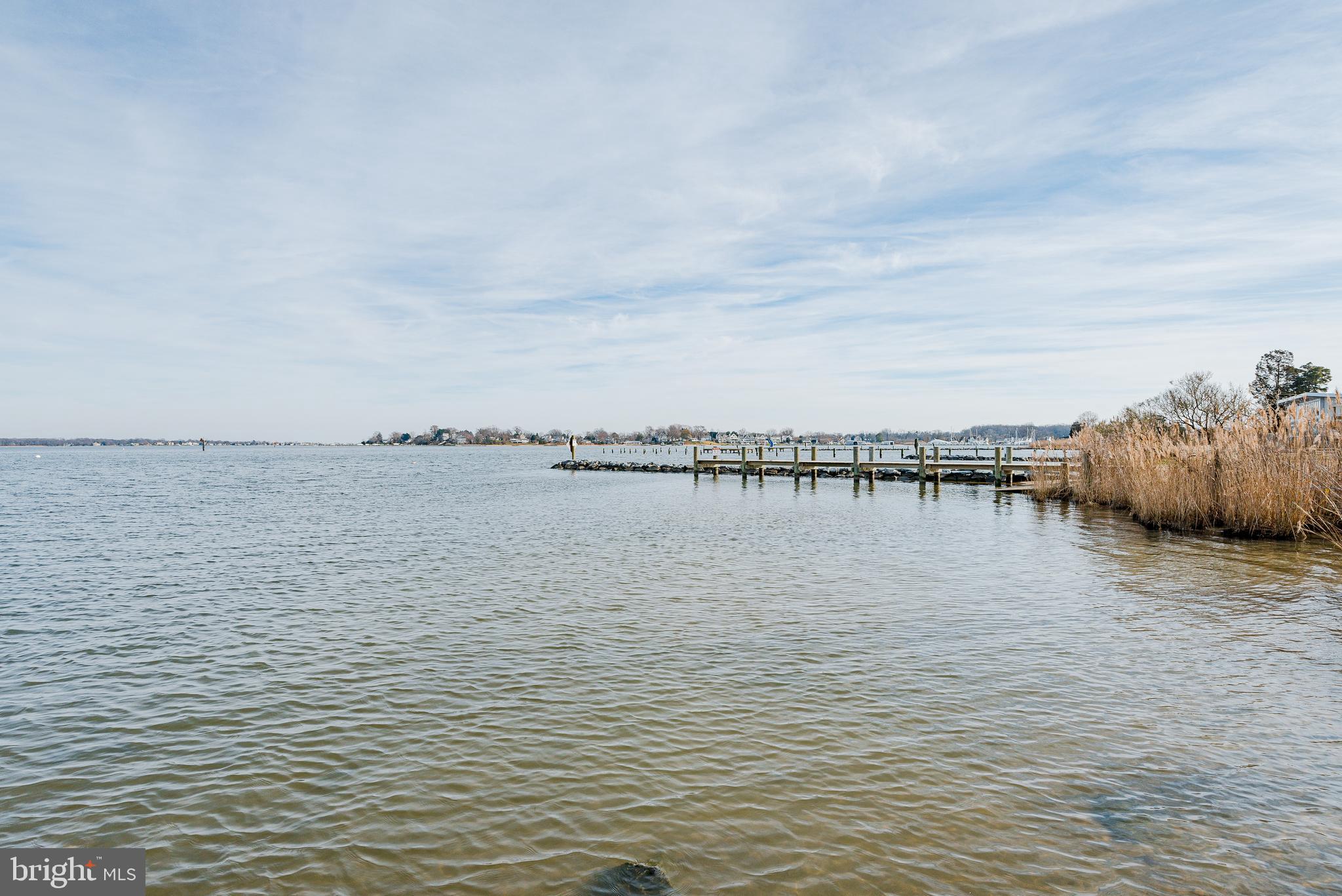 SELBY ON THE BAY - Residential