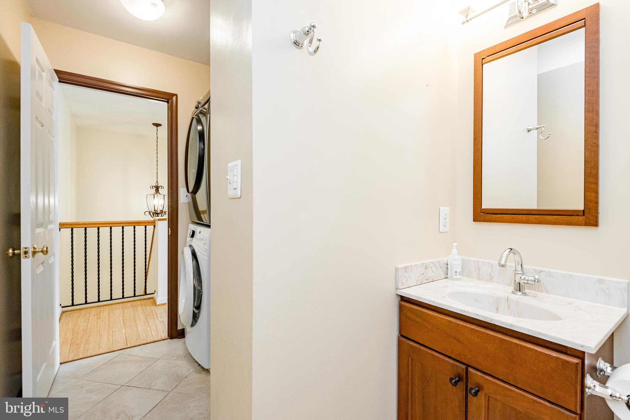 SELBY ON THE BAY - Residential