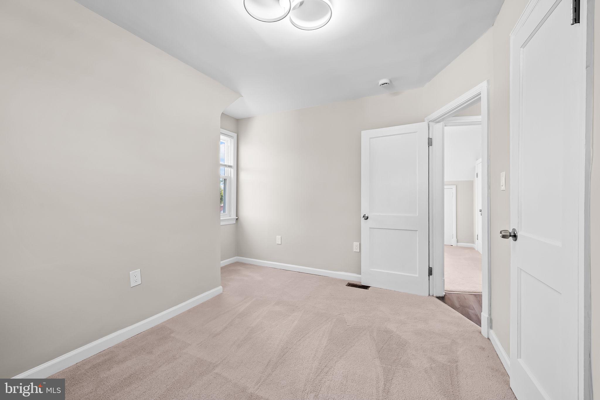 RIDGEWOOD - Residential