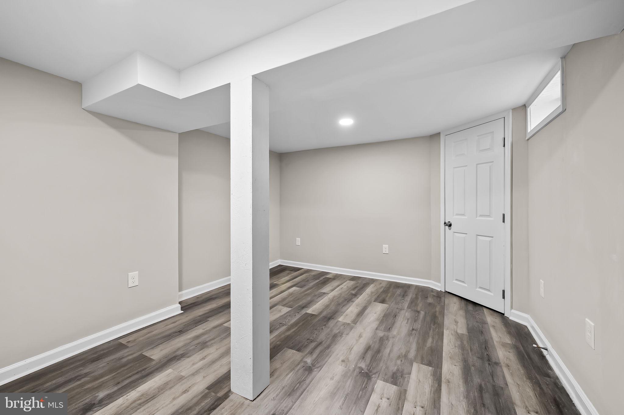 RIDGEWOOD - Residential