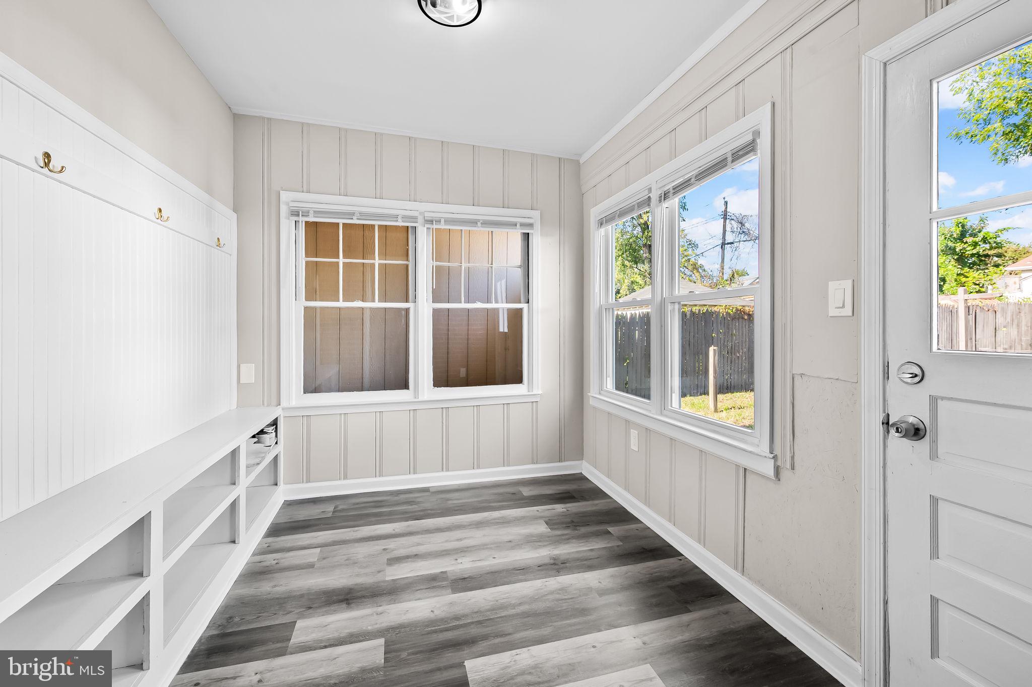 RIDGEWOOD - Residential