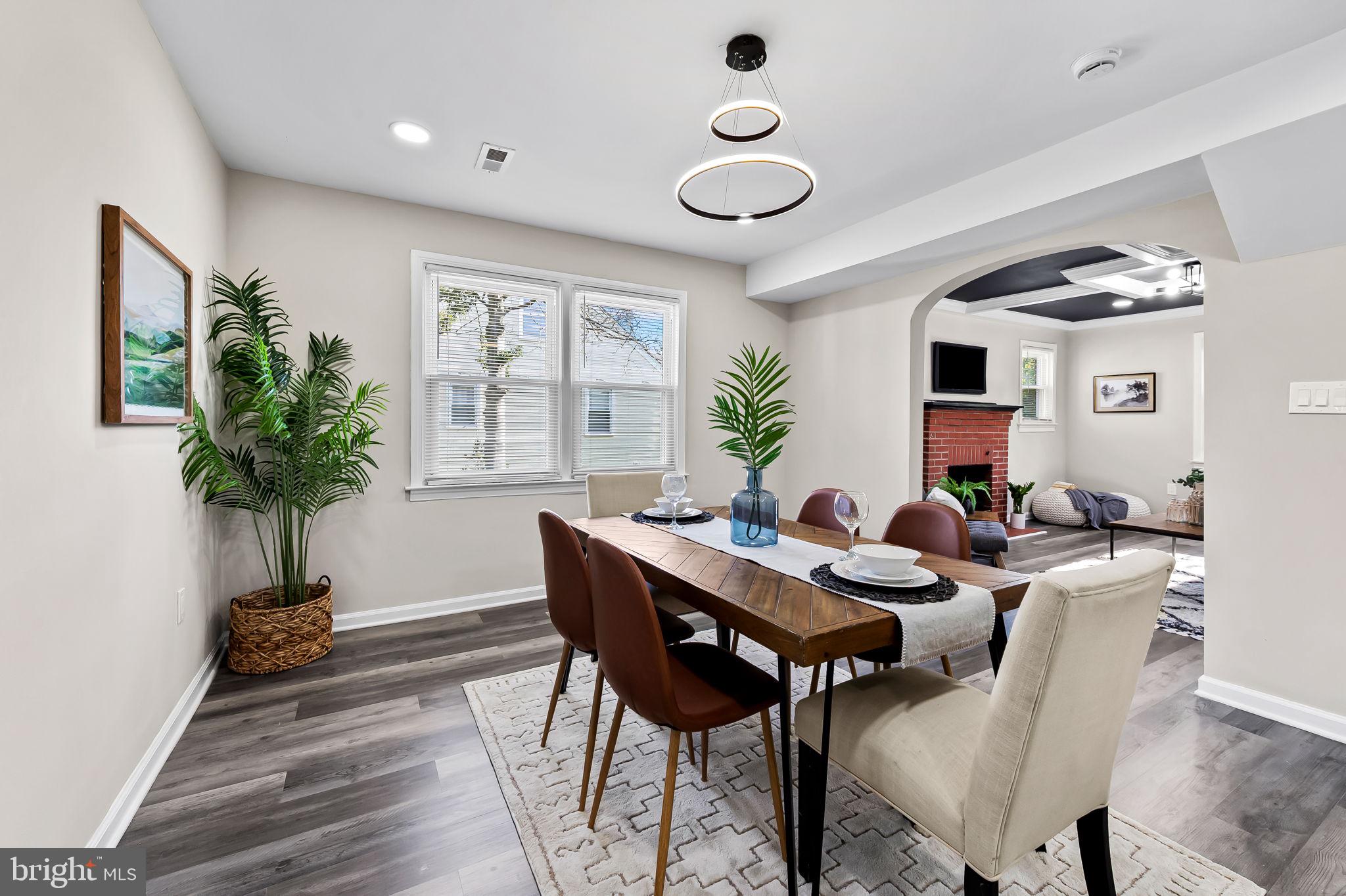 RIDGEWOOD - Residential