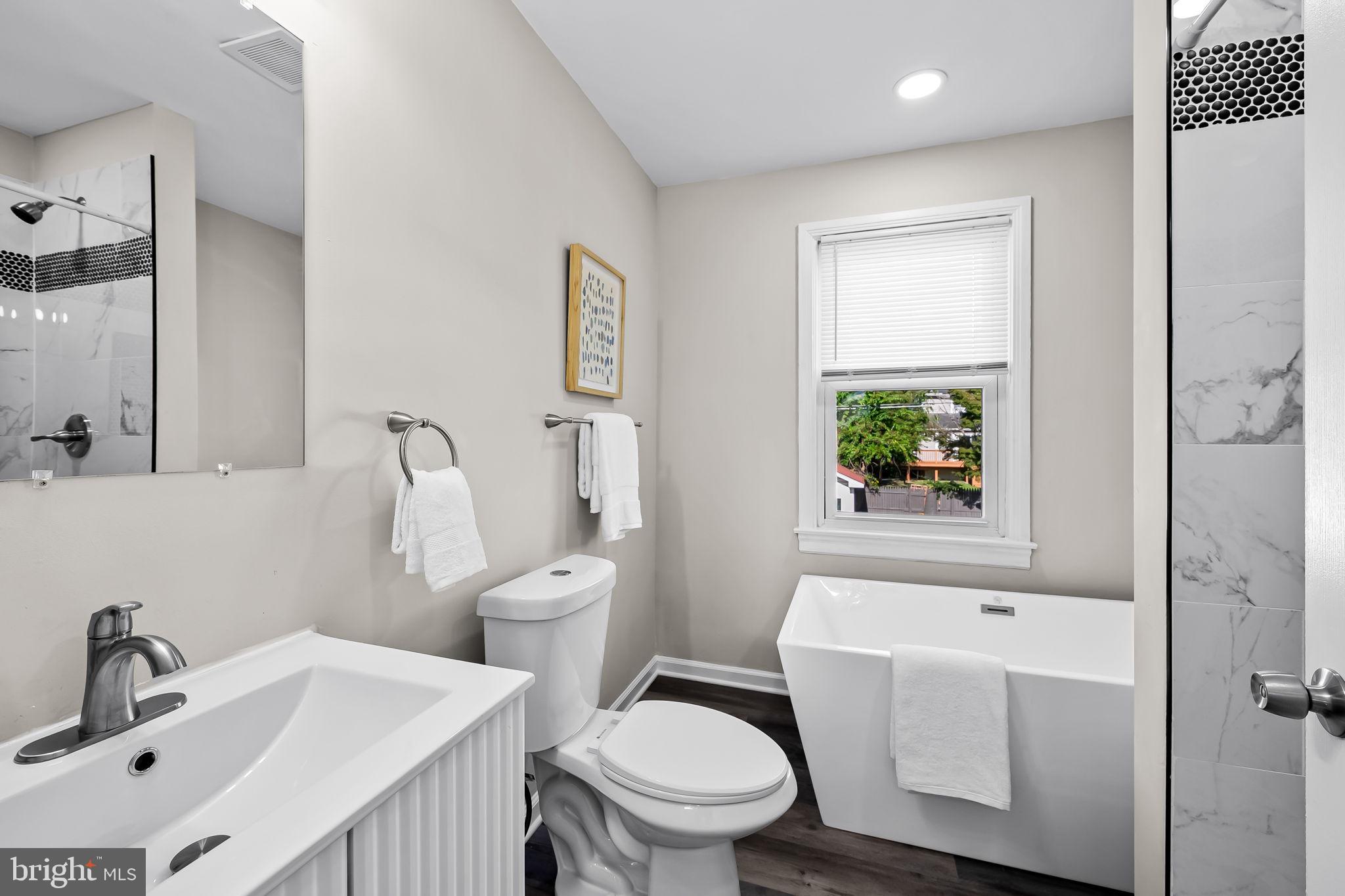 RIDGEWOOD - Residential