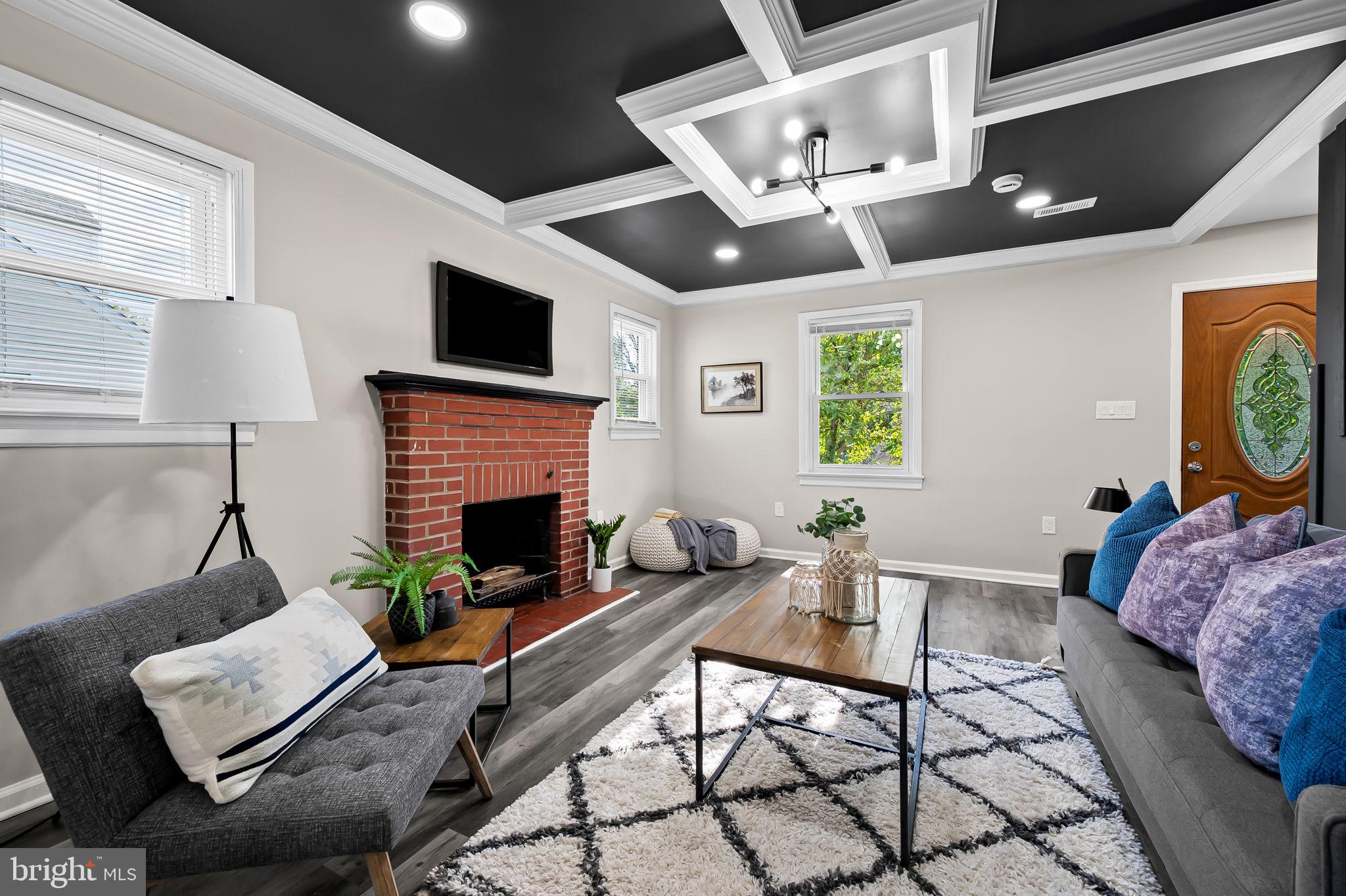 RIDGEWOOD - Residential